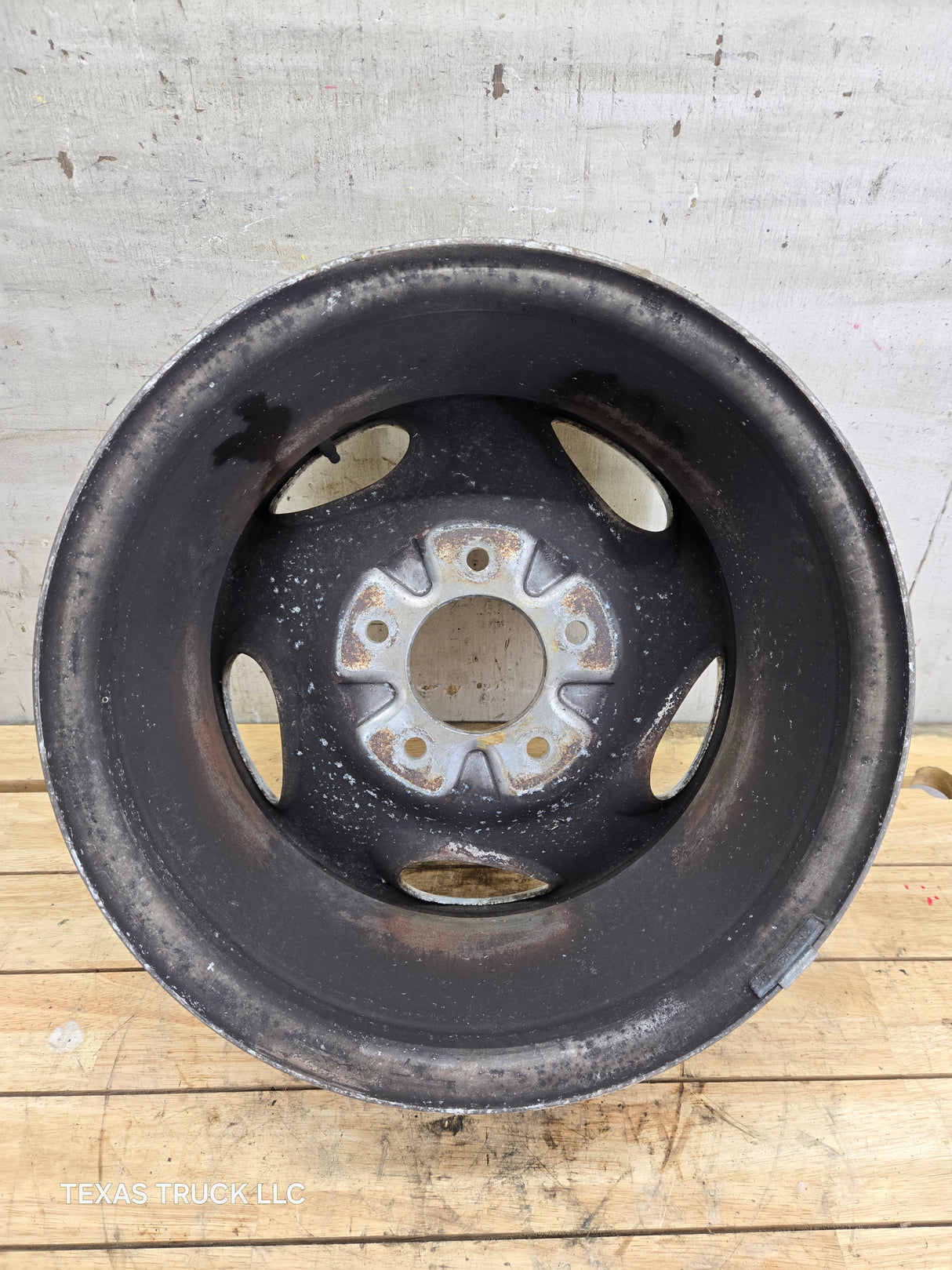 1999-2004 Ford F150 16" x 7" Aluminum Wheel Rim