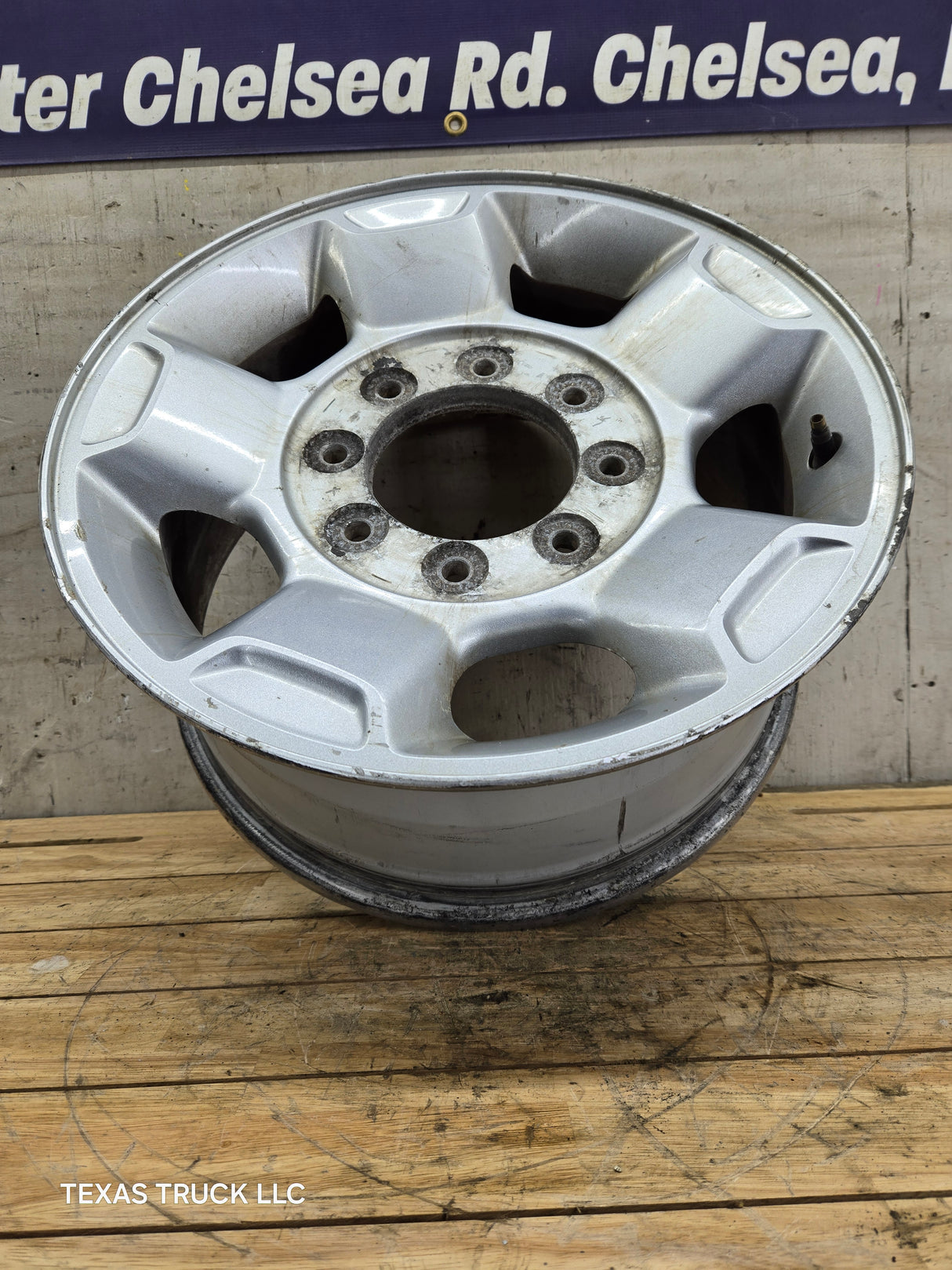 2010-2016 Ford Super Duty F250 F350 17" x 7.5" Aluminum Wheel 8x170 SRW