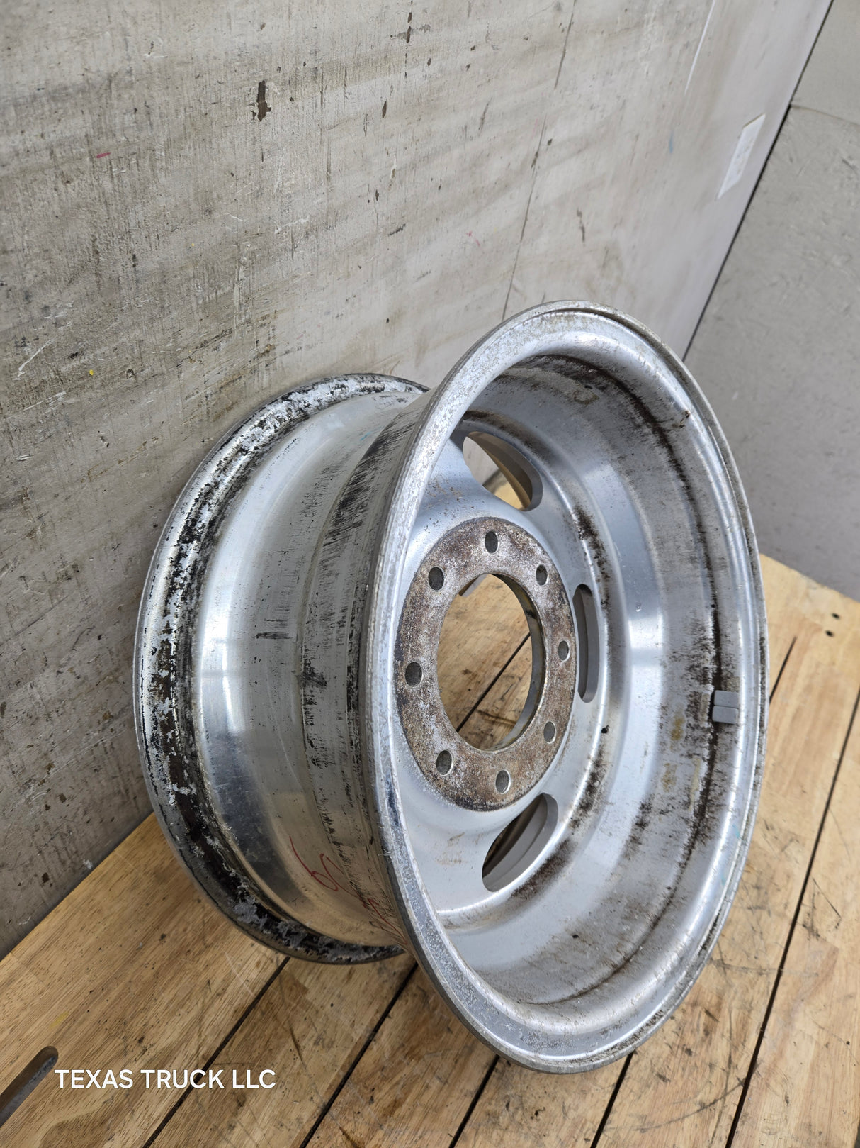 1999-2004 Ford F250 F350 Super Duty Excursion 16" Polished Aluminum Wheel Rim
