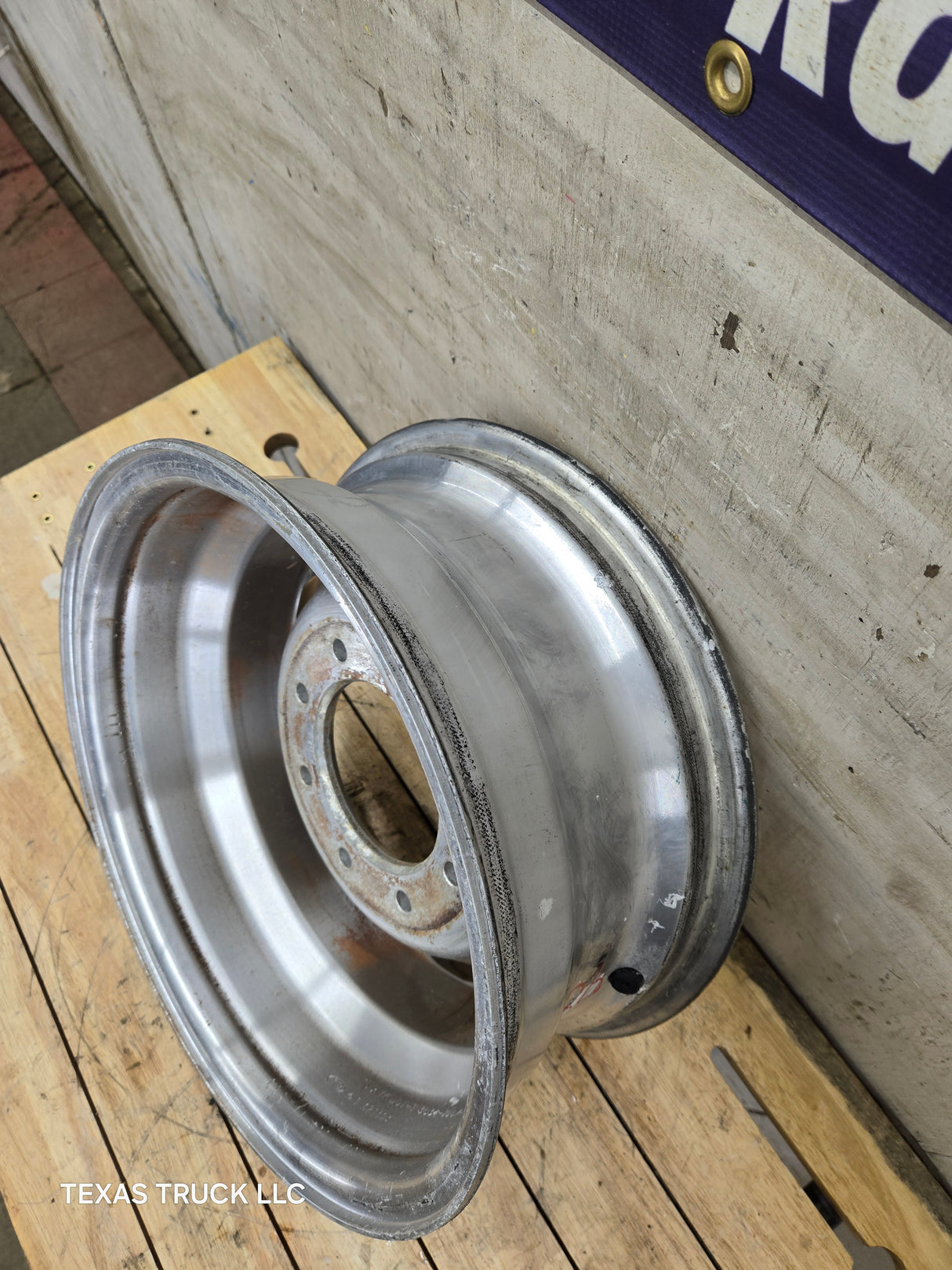 1999-2004 Ford F250 F350 Super Duty Excursion 16 x 7" Polished Aluminum Wheel Rim 8 x 170