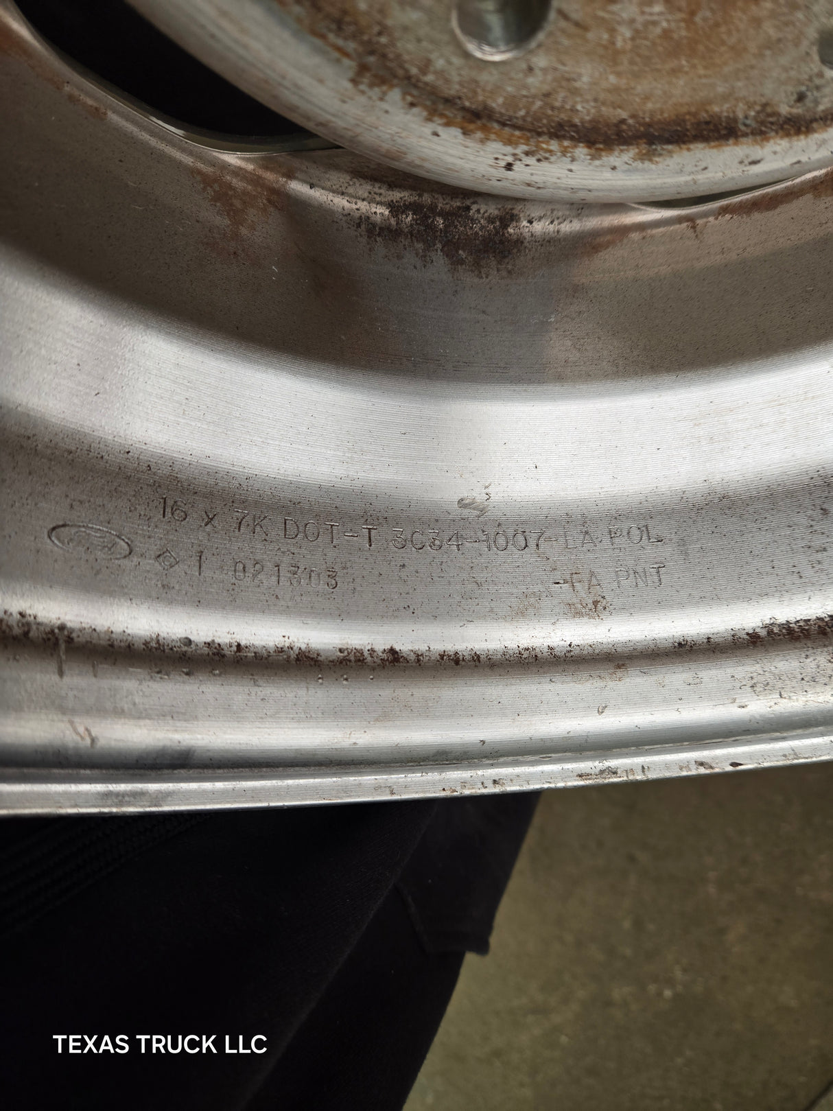 1999-2004 Ford F250 F350 Super Duty Excursion 16 x 7" Polished Aluminum Wheel Rim 8 x 170