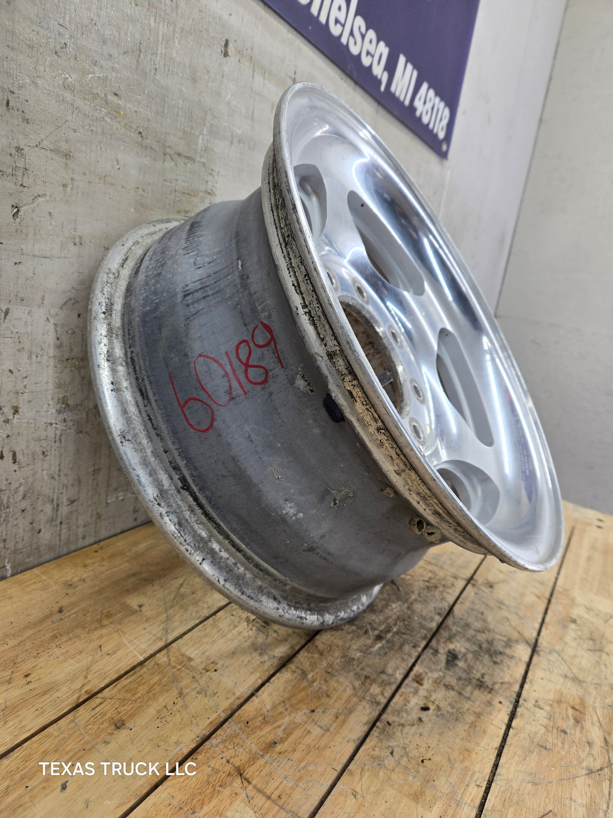 1999-2004 Ford F250 F350 Super Duty Excursion 16" Polished Aluminum Wheel Rim