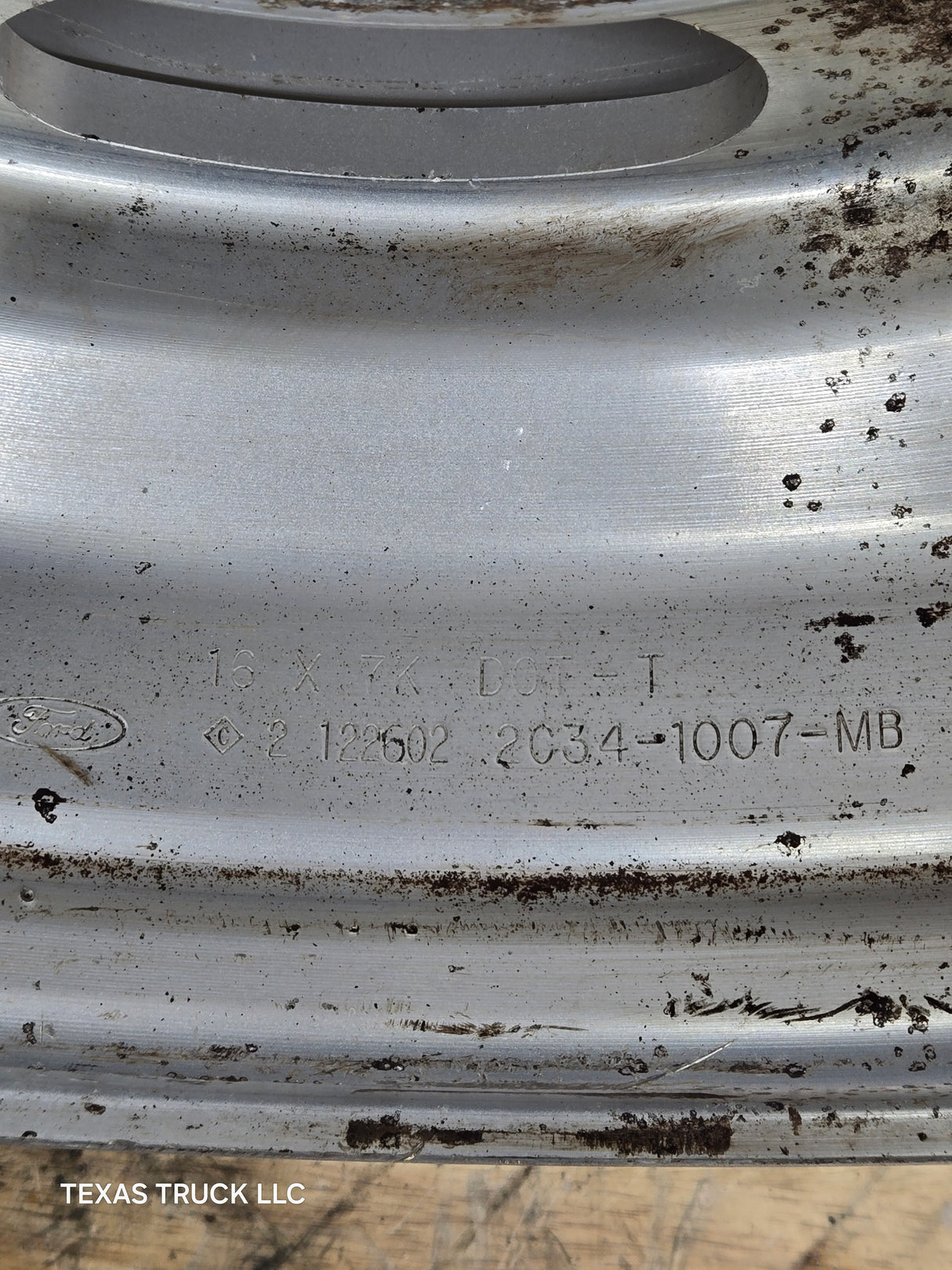 1999-2004 Ford F250 F350 Super Duty Excursion 16" Polished Aluminum Wheel Rim