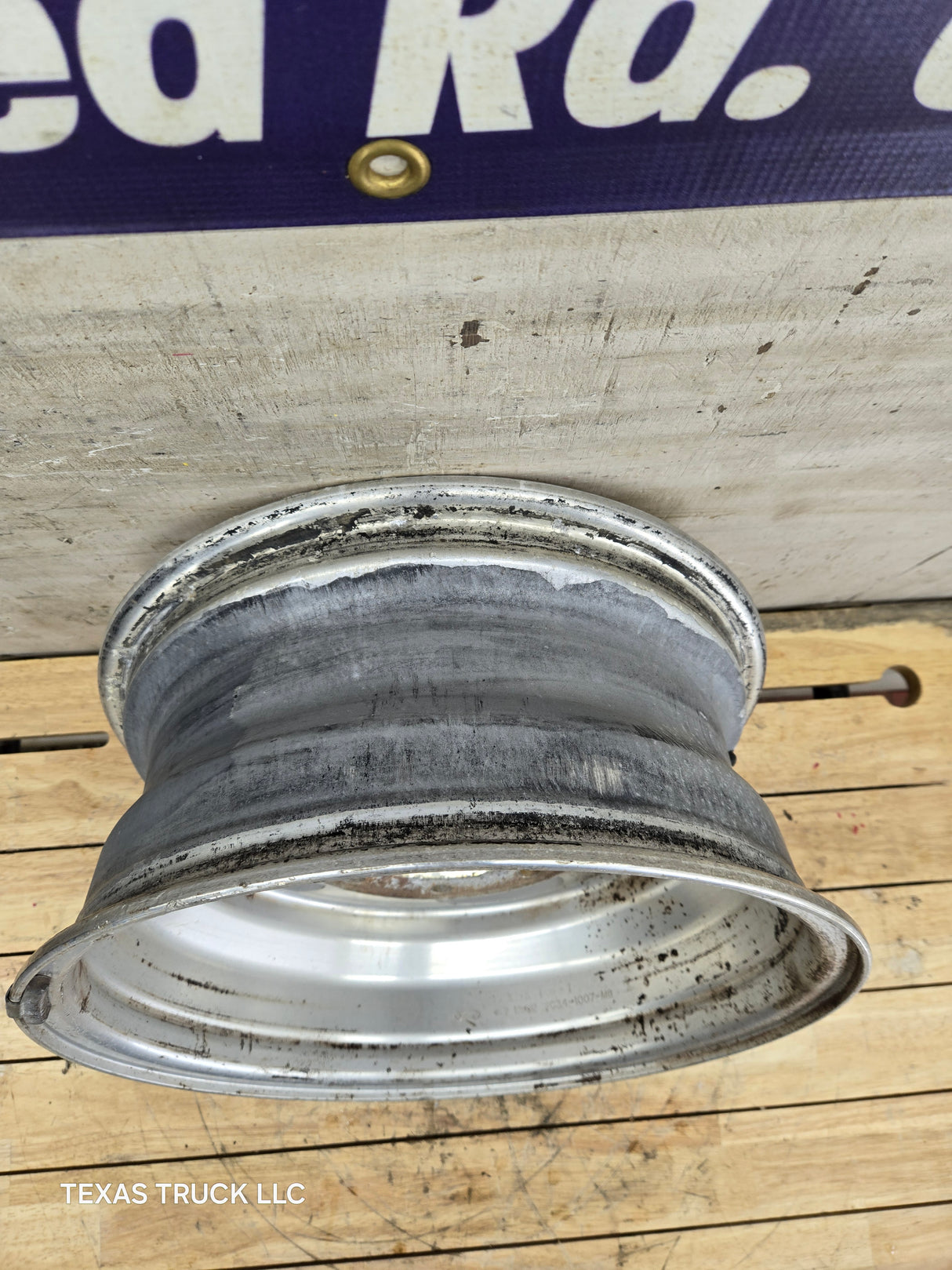 1999-2004 Ford F250 F350 Super Duty Excursion 16" Polished Aluminum Wheel Rim