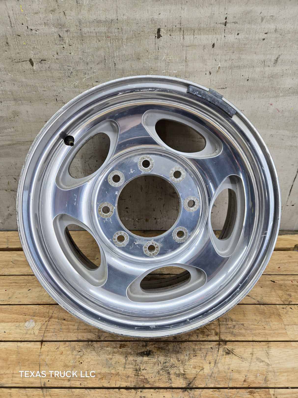 1999-2004 Ford F250 F350 Super Duty Excursion 16" Polished Aluminum Wheel Rim