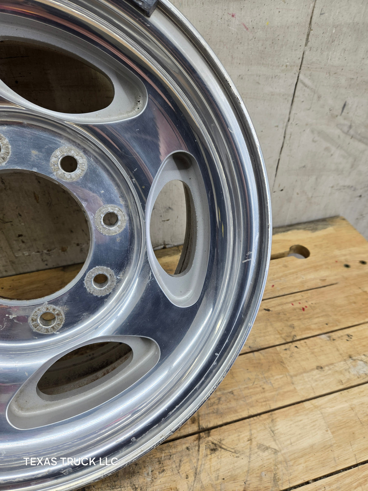1999-2004 Ford F250 F350 Super Duty Excursion 16" Polished Aluminum Wheel Rim