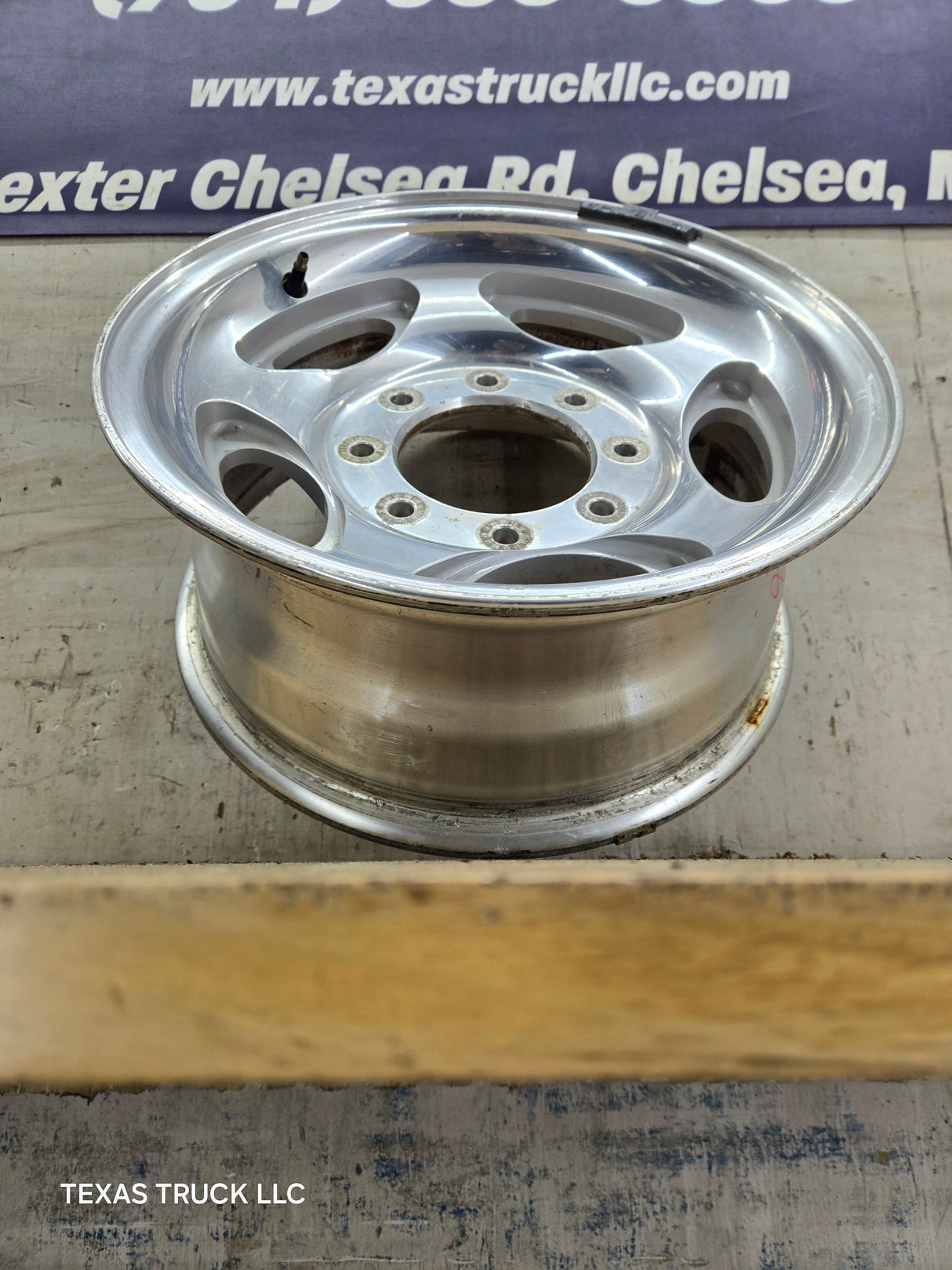 1999-2004 Ford F250 F350 Super Duty Excursion 16" Polished Aluminum Wheel Rim