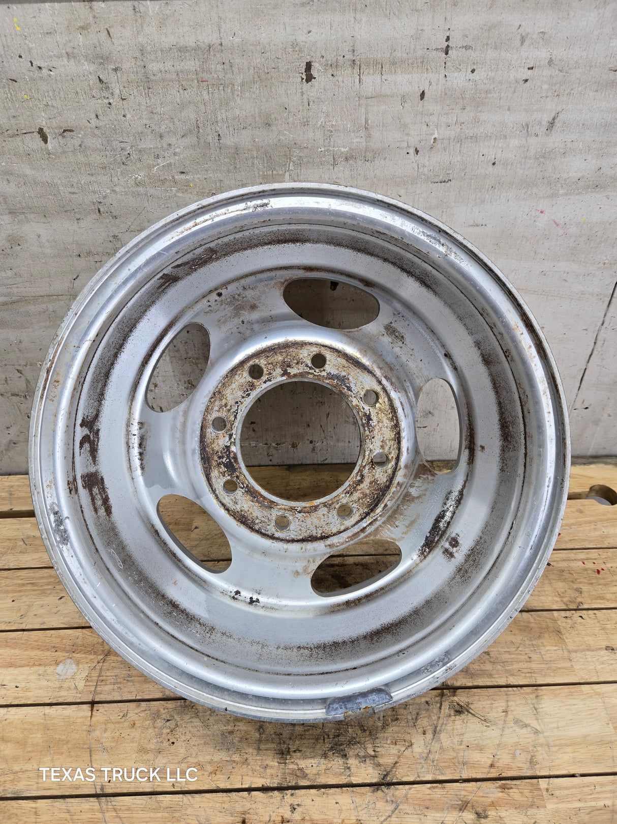 1999-2004 Ford F250 F350 Super Duty Excursion 16" Polished Aluminum Wheel Rim