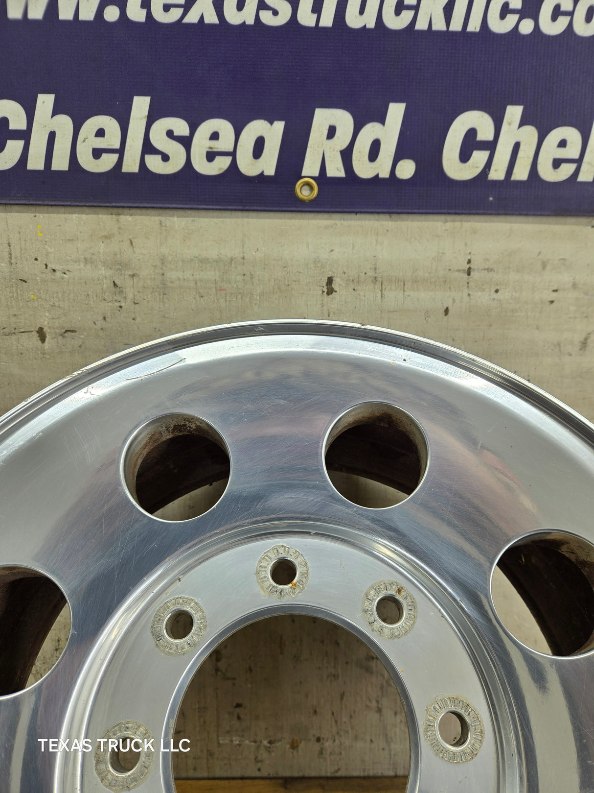 2005-2007 Ford Super Duty F250 F350 17" x 7.5" Aluminum Wheel 8x170 SRW