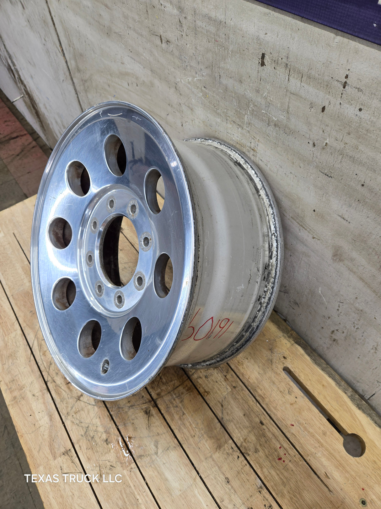 2005-2007 Ford Super Duty F250 F350 17" x 7.5" Aluminum Wheel 8x170 SRW