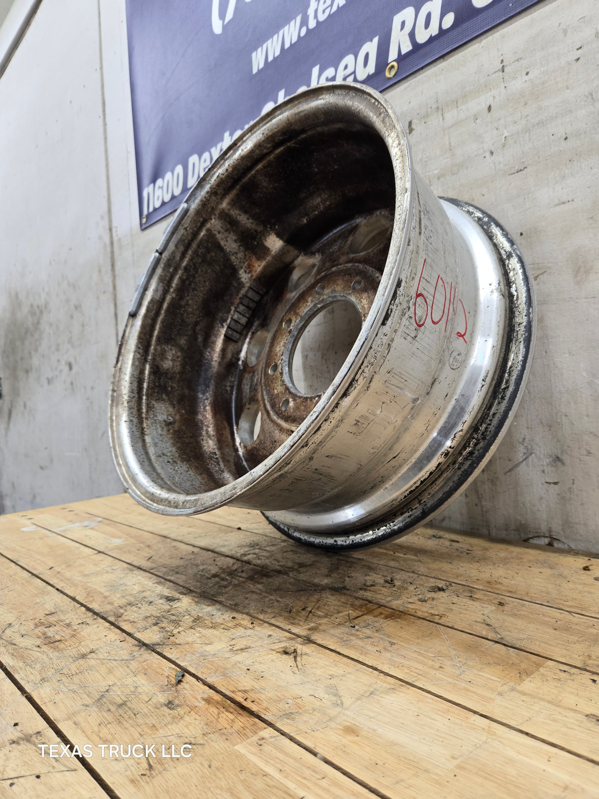 2005-2007 Ford Super Duty F250 F350 17" x 7.5" Aluminum Wheel 8x170 SRW