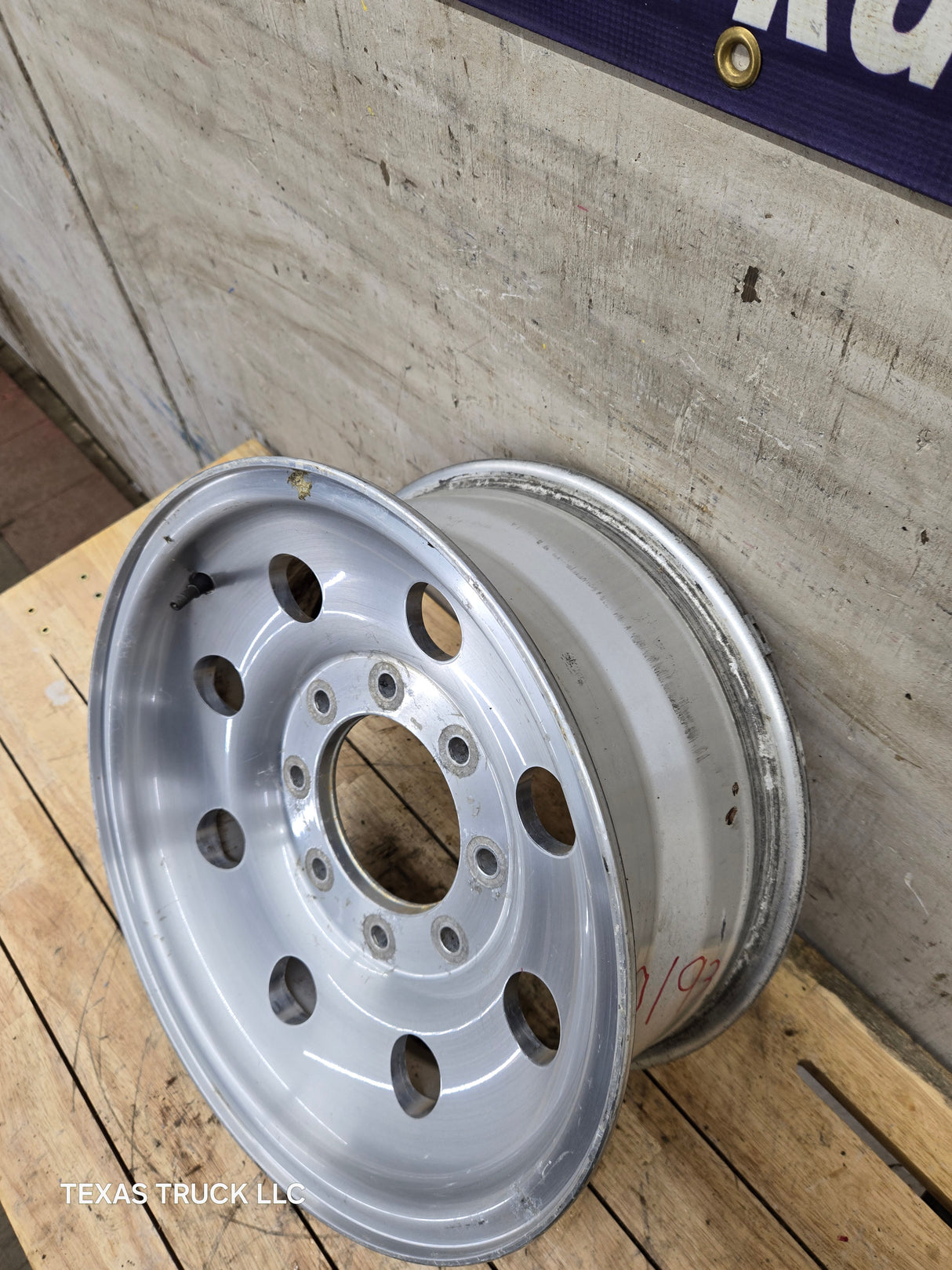 1999-2004 Ford F250 F350 Super Duty Excursion 16 x 7" Brushed Aluminum Wheel Rim 8 x 170