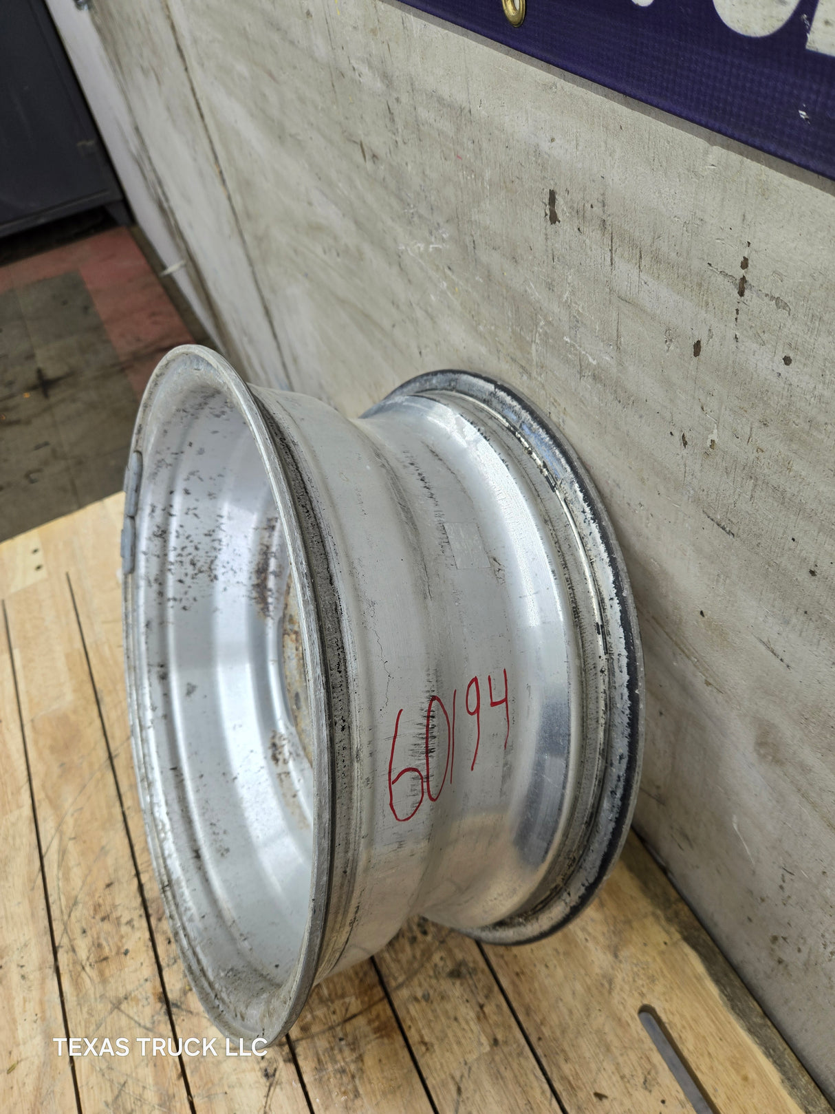 1999-2004 Ford F250 F350 Super Duty Excursion 16 x 7" Polished Aluminum Wheel Rim 8 x 170