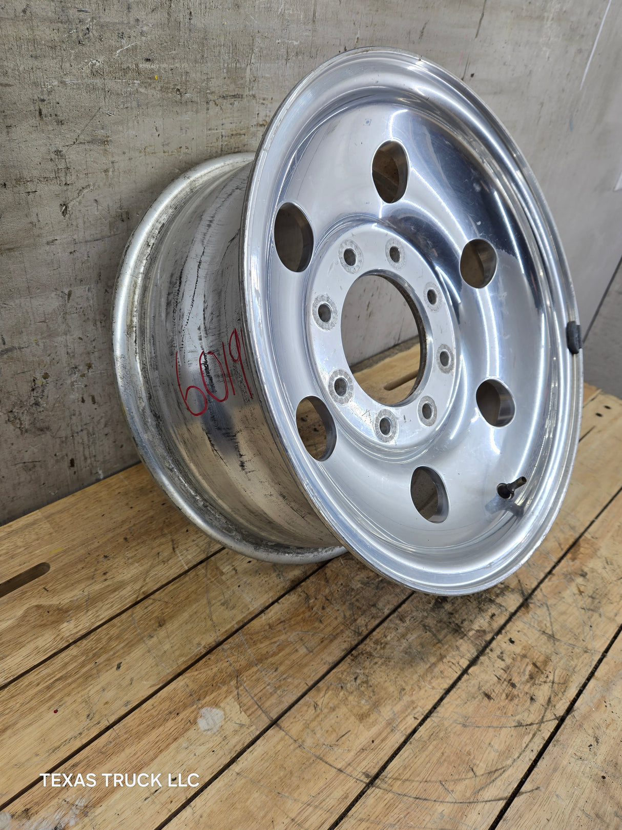 1999-2004 Ford F250 F350 Super Duty Excursion 16 x 7" Polished Aluminum Wheel Rim 8 x 170