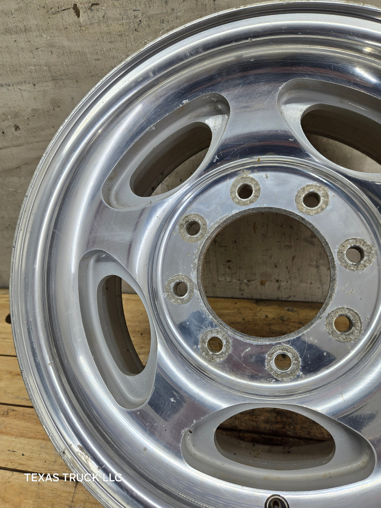 1999-2004 Ford F250 F350 Super Duty Excursion 16 x 7" Polished Aluminum Wheel Rim 8 x 170