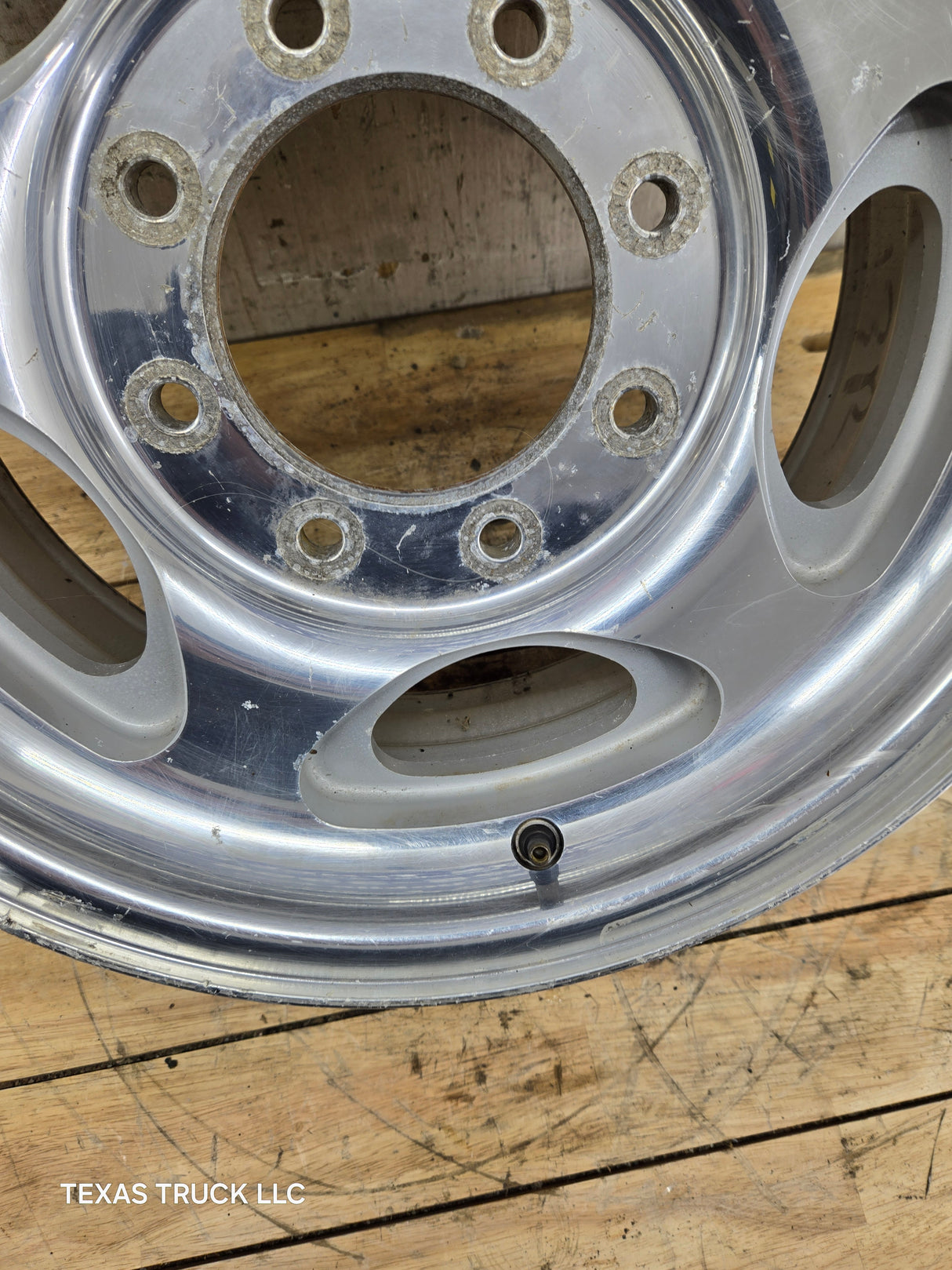 1999-2004 Ford F250 F350 Super Duty Excursion 16 x 7" Polished Aluminum Wheel Rim 8 x 170