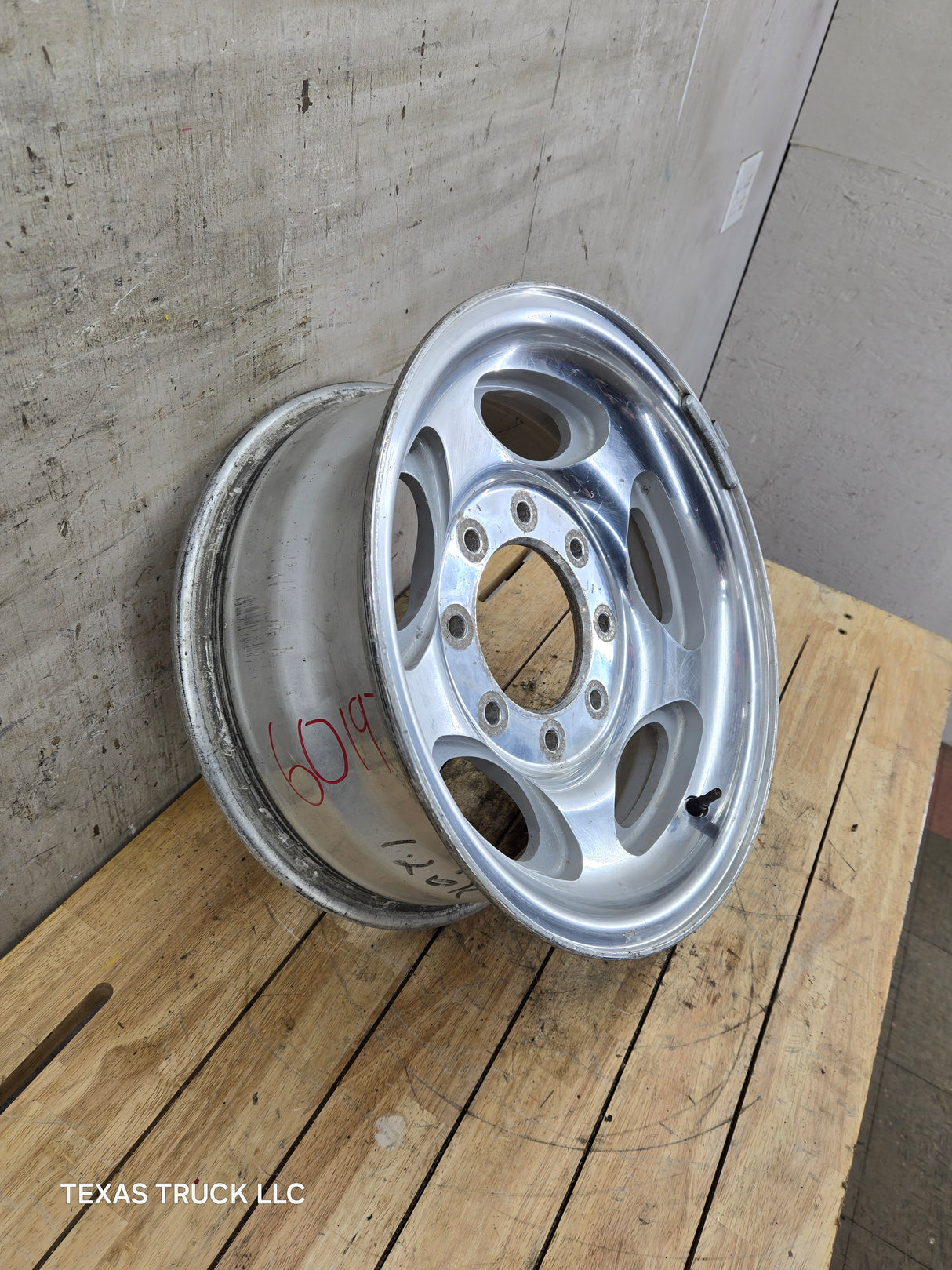 1999-2004 Ford F250 F350 Super Duty Excursion 16 x 7" Polished Aluminum Wheel Rim 8 x 170
