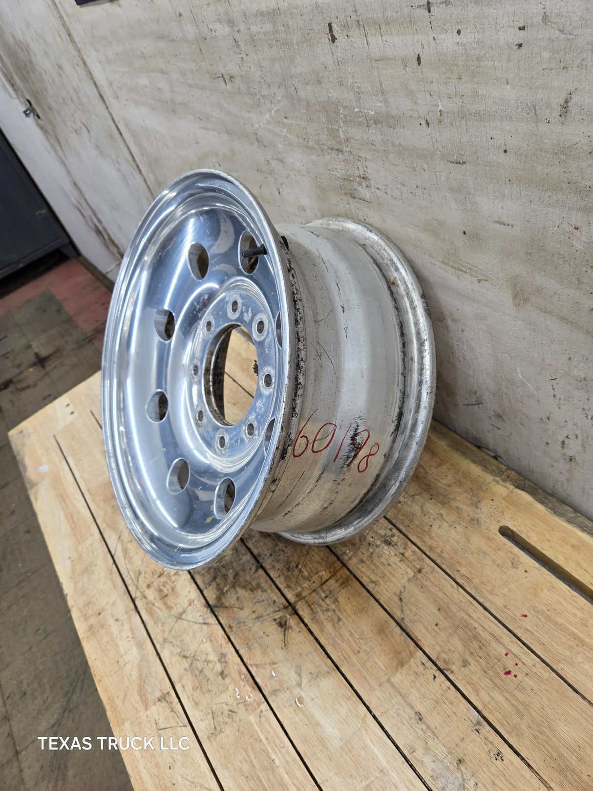 1999-2004 Ford F250 F350 Super Duty Excursion 16 x 7" Polished Aluminum Wheel Rim 8 x 170