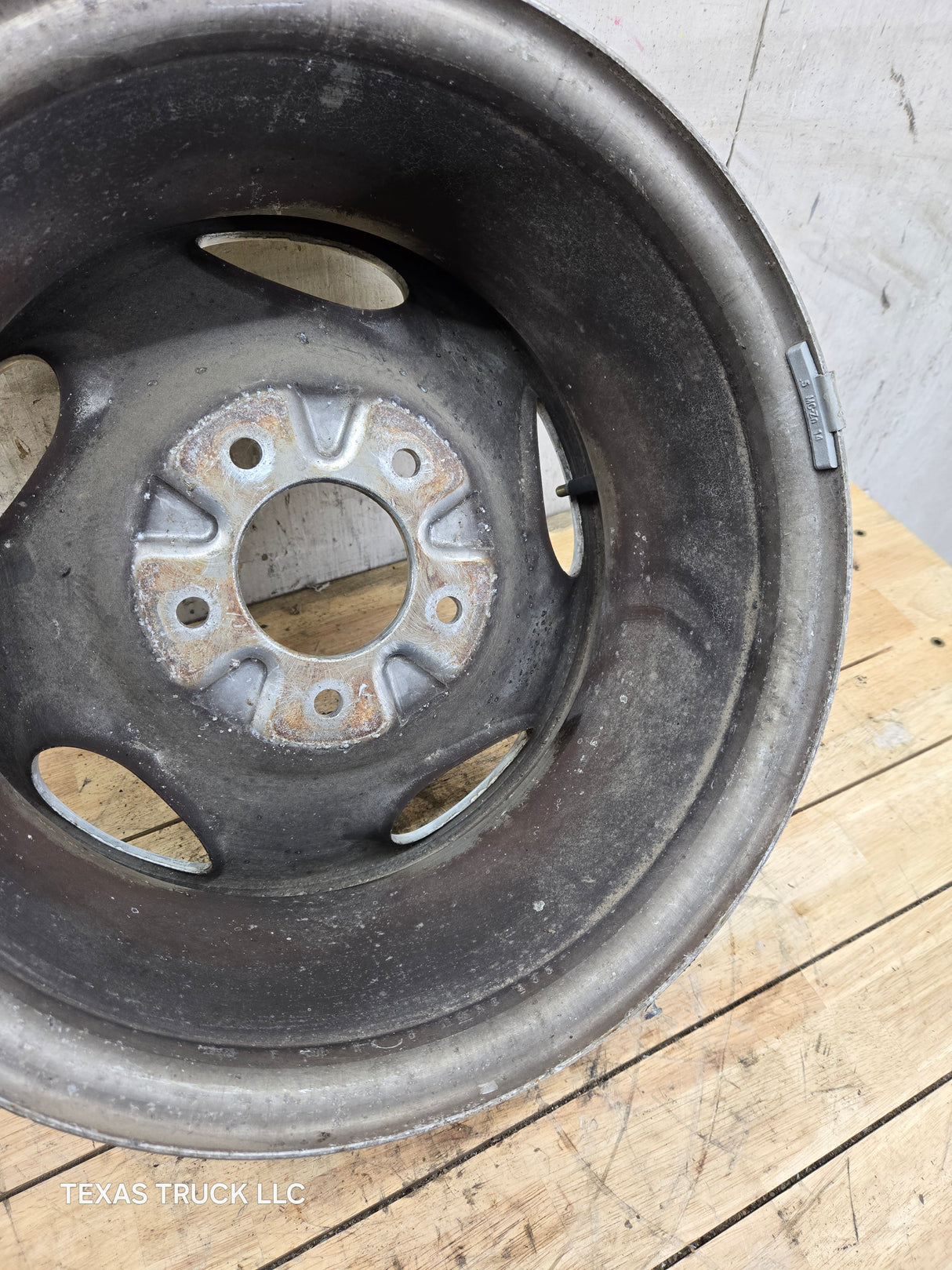 1999-2004 Ford F150 16" x 7" Aluminum Wheel Rim