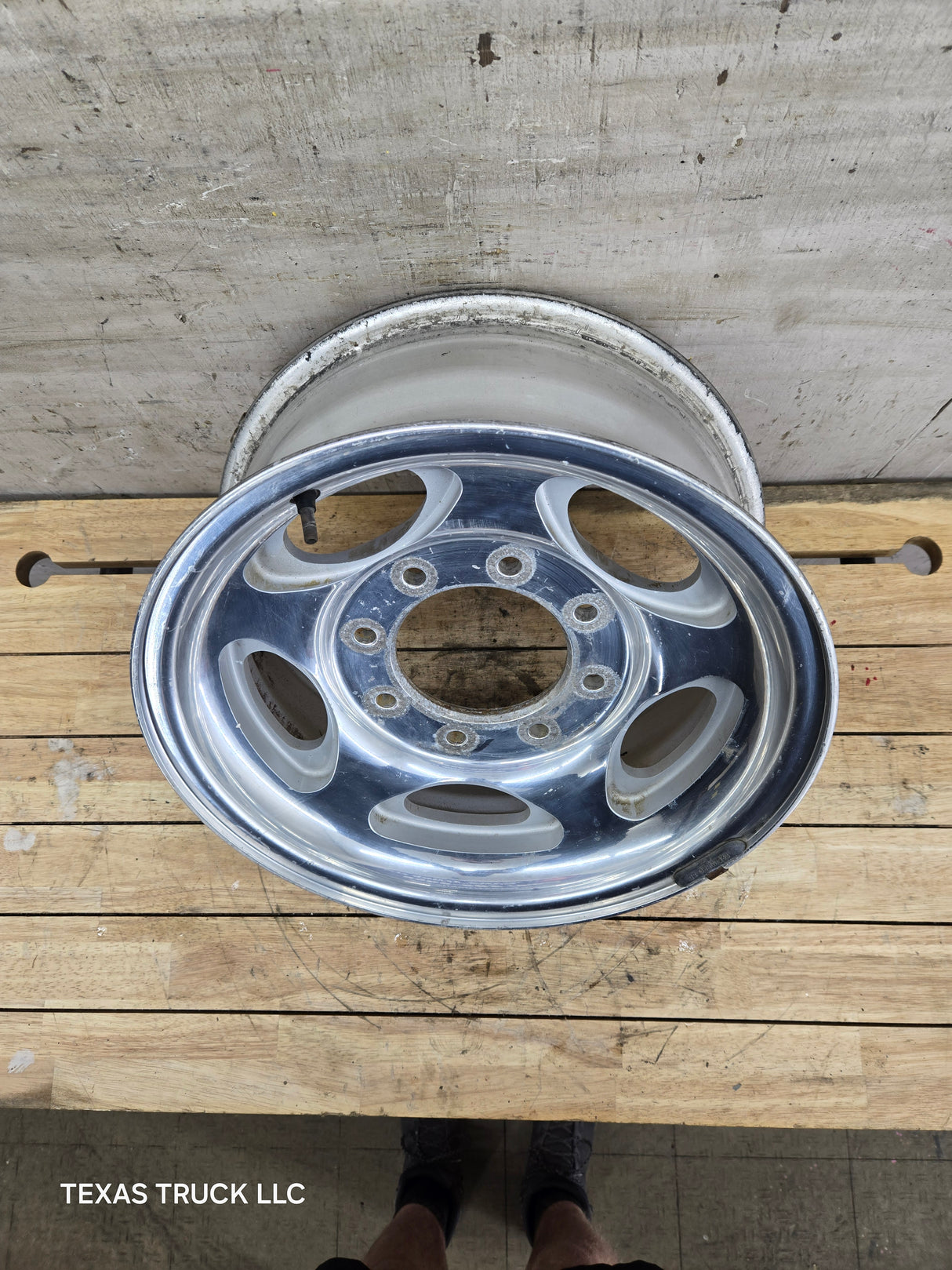 1999-2004 Ford F250 F350 Super Duty Excursion 16 x 7" Polished Aluminum Wheel Rim 8 x 170