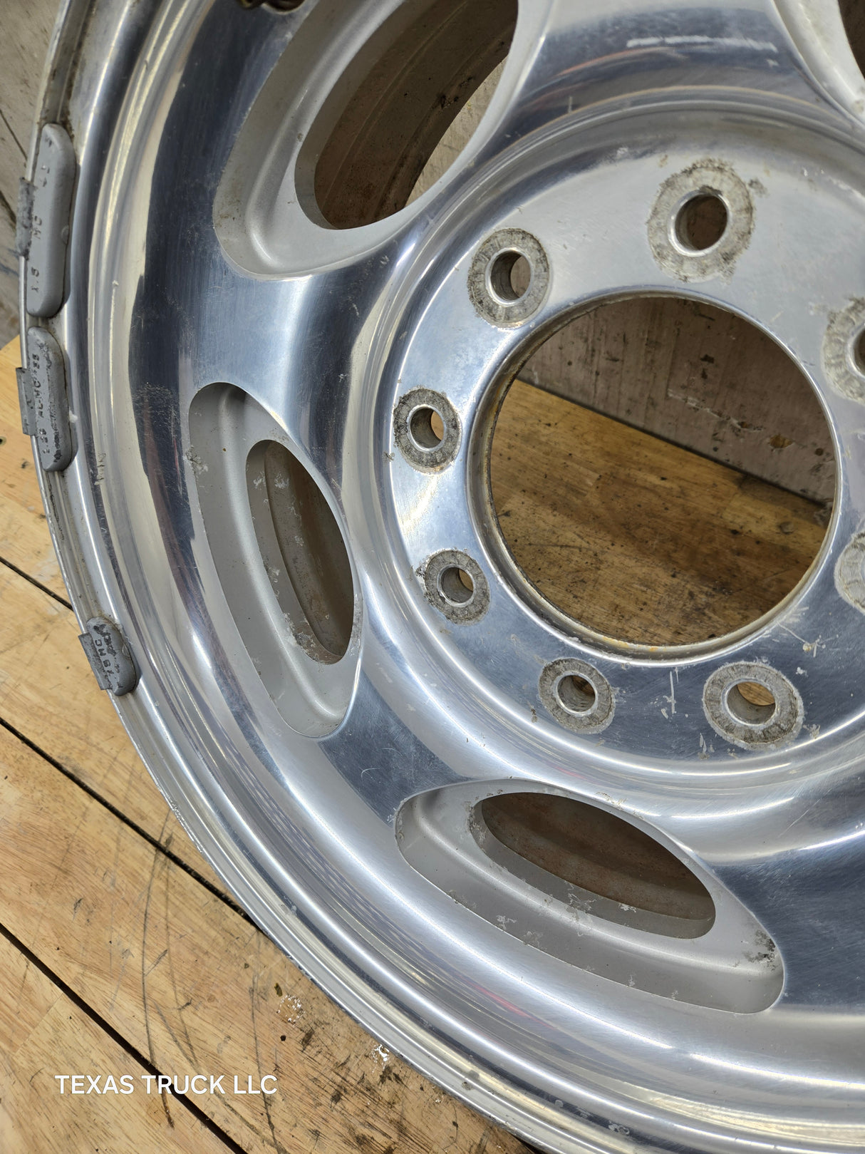 1999-2004 Ford F250 F350 Super Duty Excursion 16 x 7" Polished Aluminum Wheel Rim 8 x 170