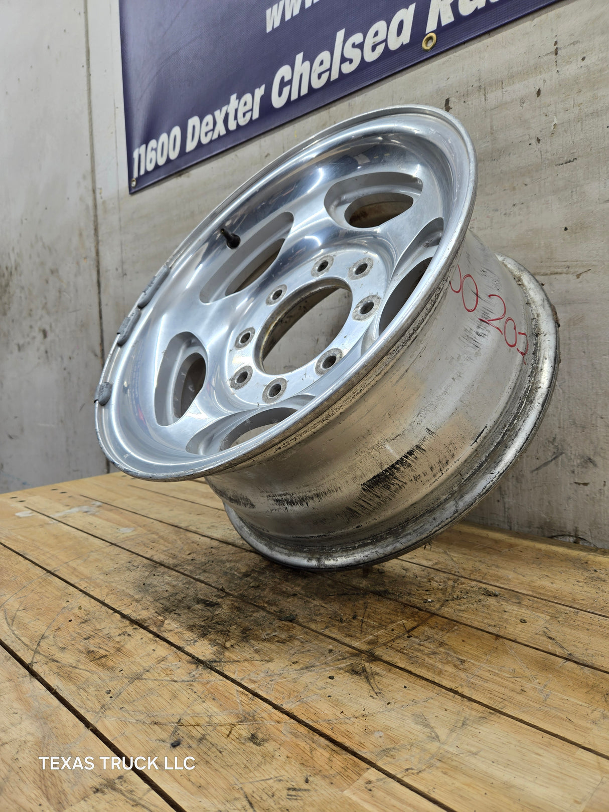 1999-2004 Ford F250 F350 Super Duty Excursion 16 x 7" Polished Aluminum Wheel Rim 8 x 170