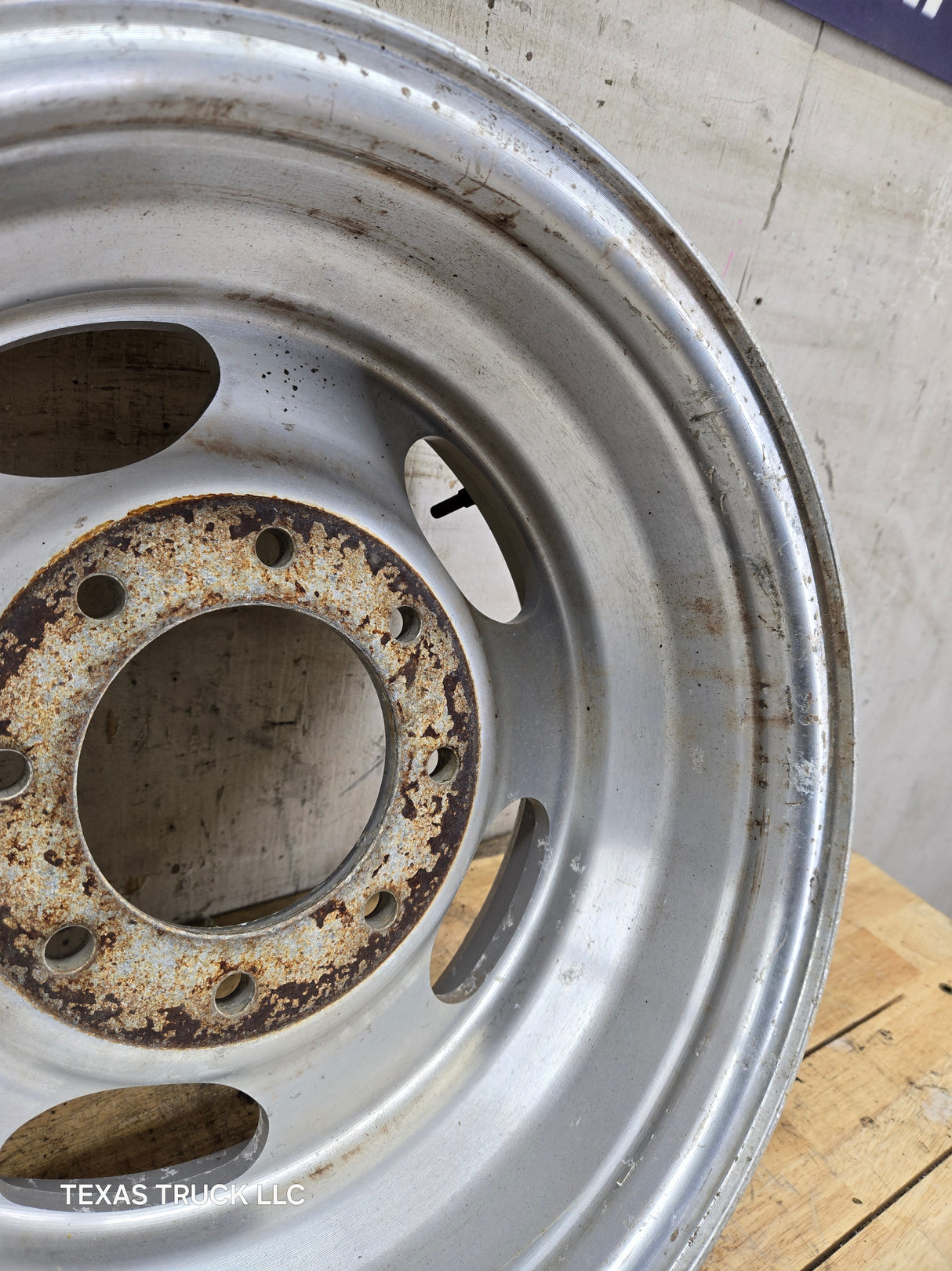 1999-2004 Ford F250 F350 Super Duty Excursion 16 x 7" Polished Aluminum Wheel Rim 8 x 170