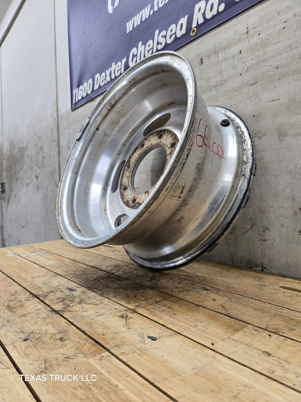 1999-2004 Ford F250 F350 Super Duty Excursion 16 x 7" Polished Aluminum Wheel Rim 8 x 170