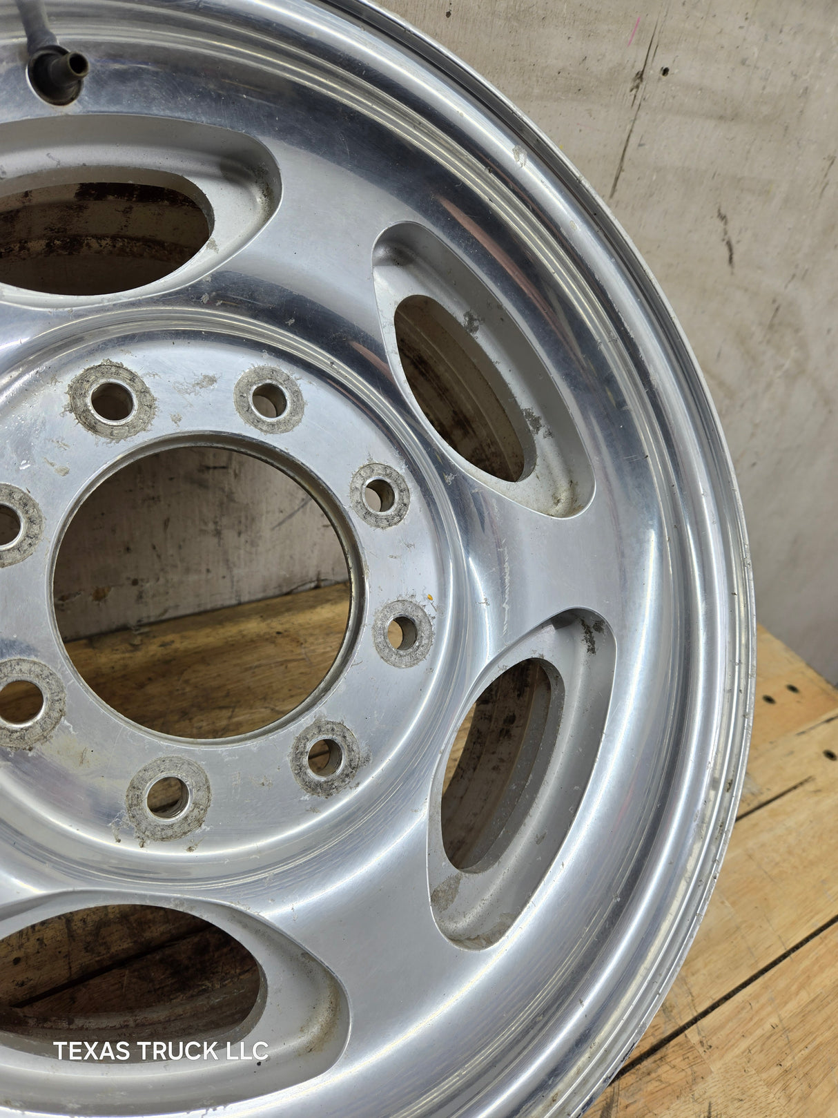 1999-2004 Ford F250 F350 Super Duty Excursion 16 x 7" Polished Aluminum Wheel Rim 8 x 170