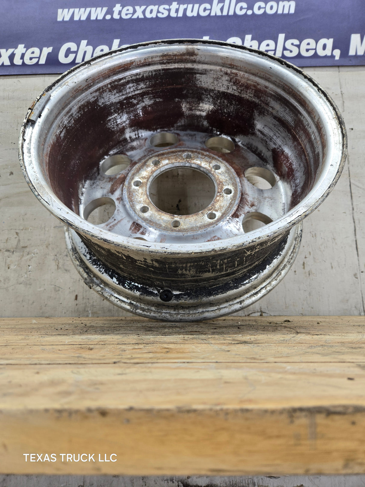 2005-2007 Ford Super Duty F250 F350 17" x 7.5" Aluminum Wheel 8x170 SRW