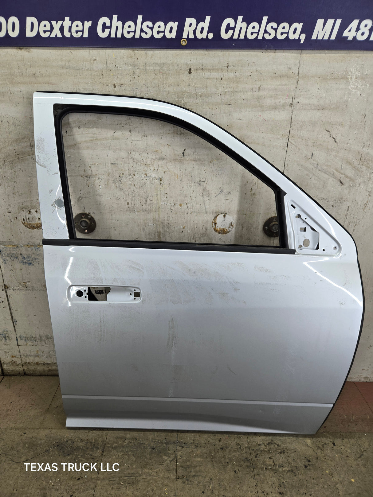 2009-2018 Dodge Ram 4th Gen Passenger Side RH Front Quad Crew Cab Door 1500 2500 3500 4500 5500