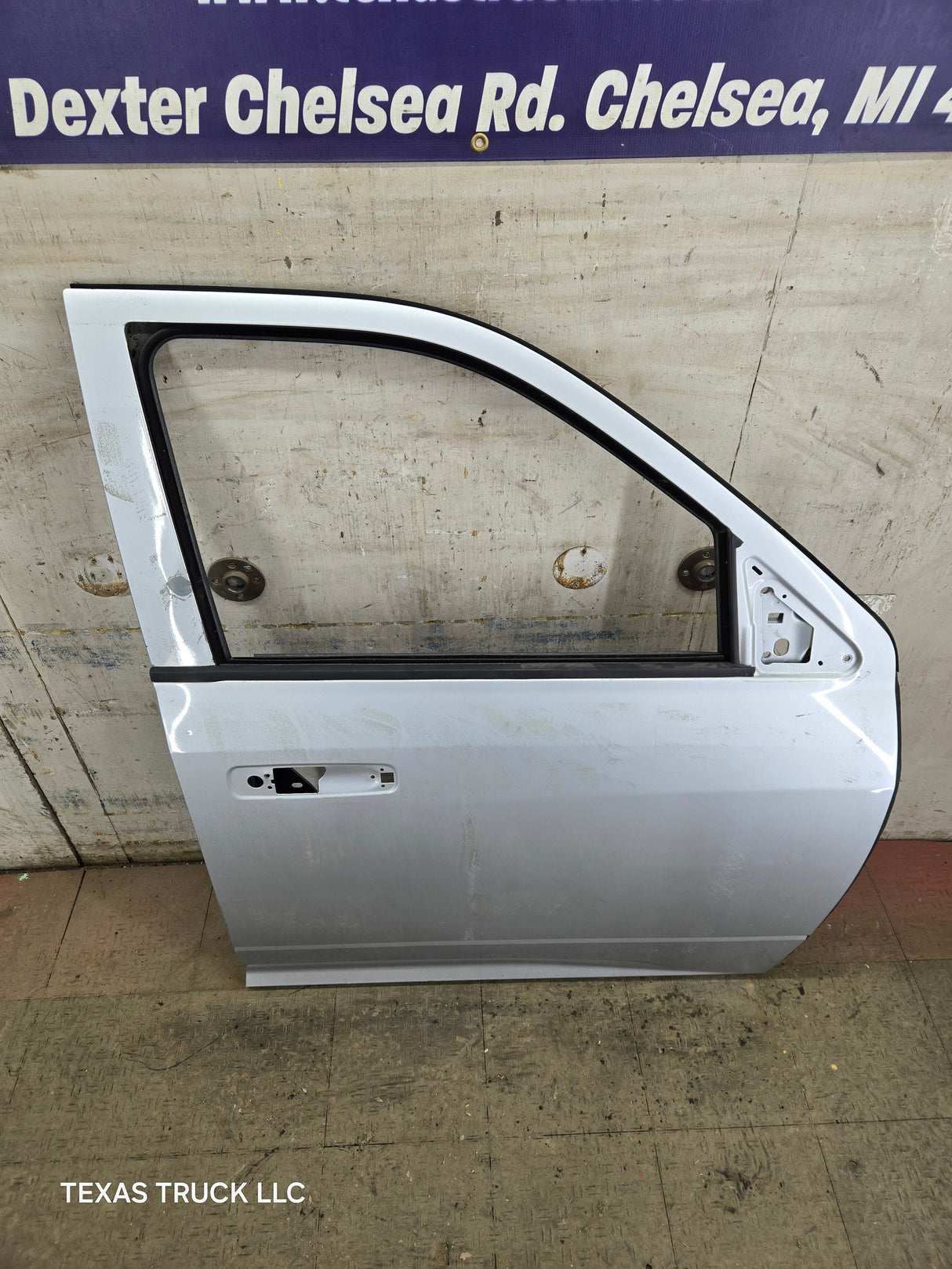 2009-2018 Dodge Ram 4th Gen Passenger Side RH Front Quad Crew Cab Door 1500 2500 3500 4500 5500