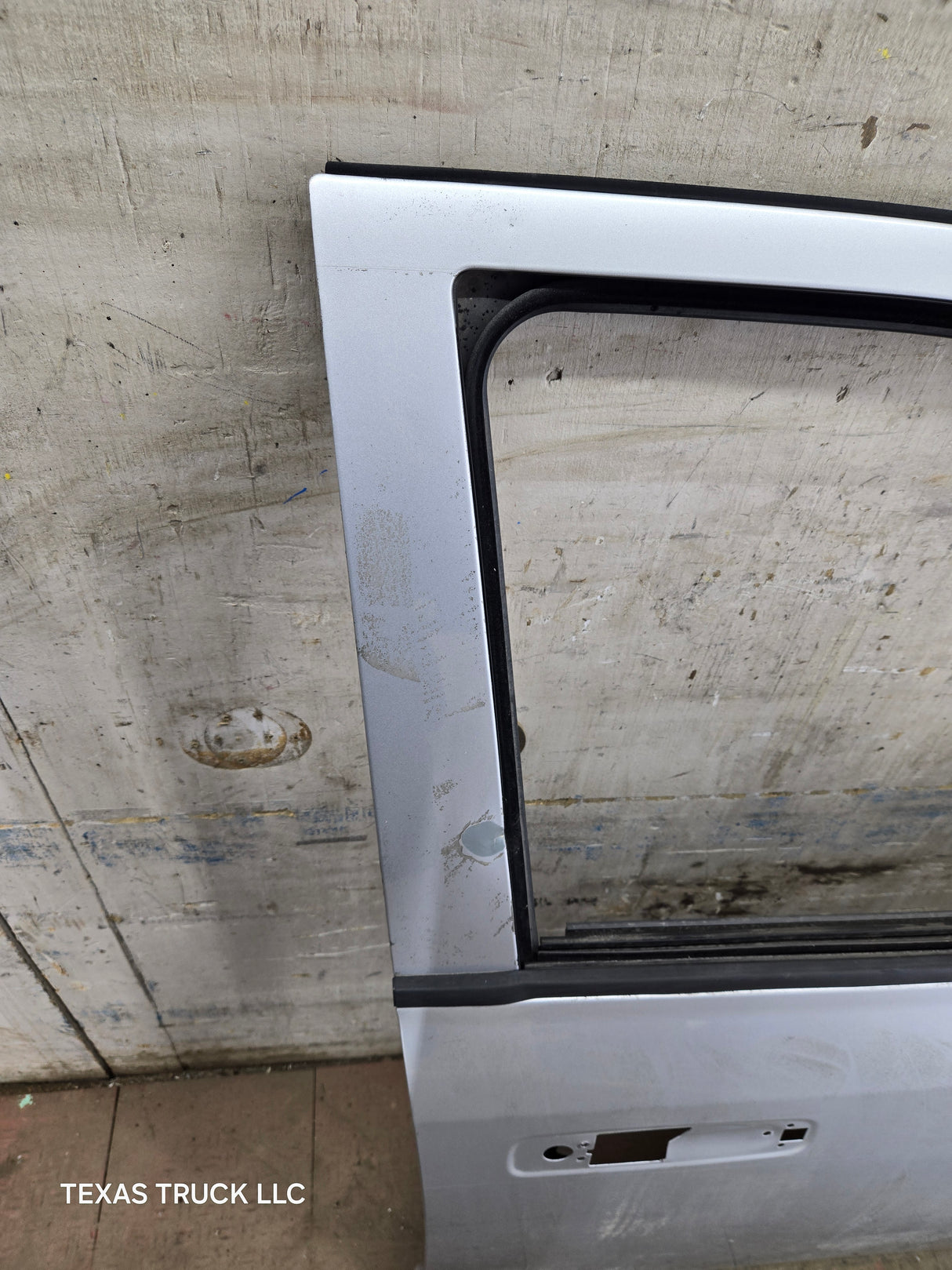 2009-2018 Dodge Ram 4th Gen Passenger Side RH Front Quad Crew Cab Door 1500 2500 3500 4500 5500