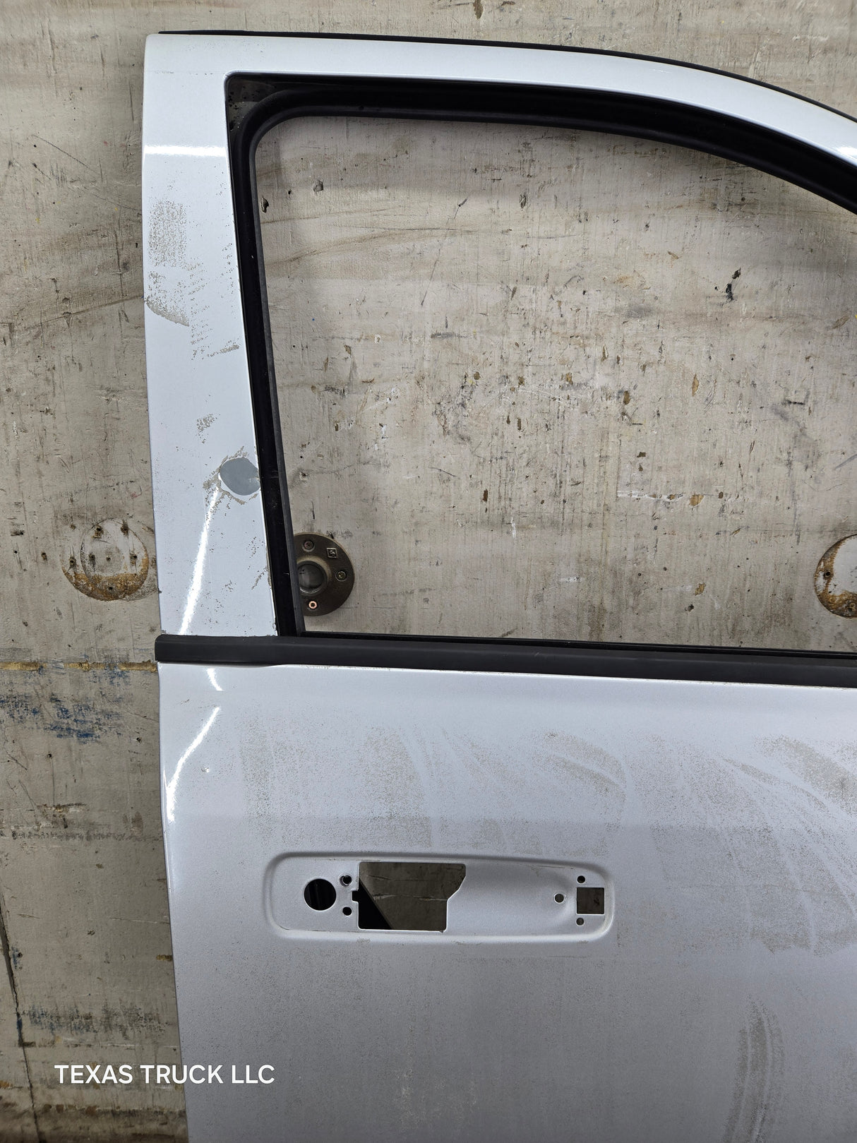 2009-2018 Dodge Ram 4th Gen Passenger Side RH Front Quad Crew Cab Door 1500 2500 3500 4500 5500