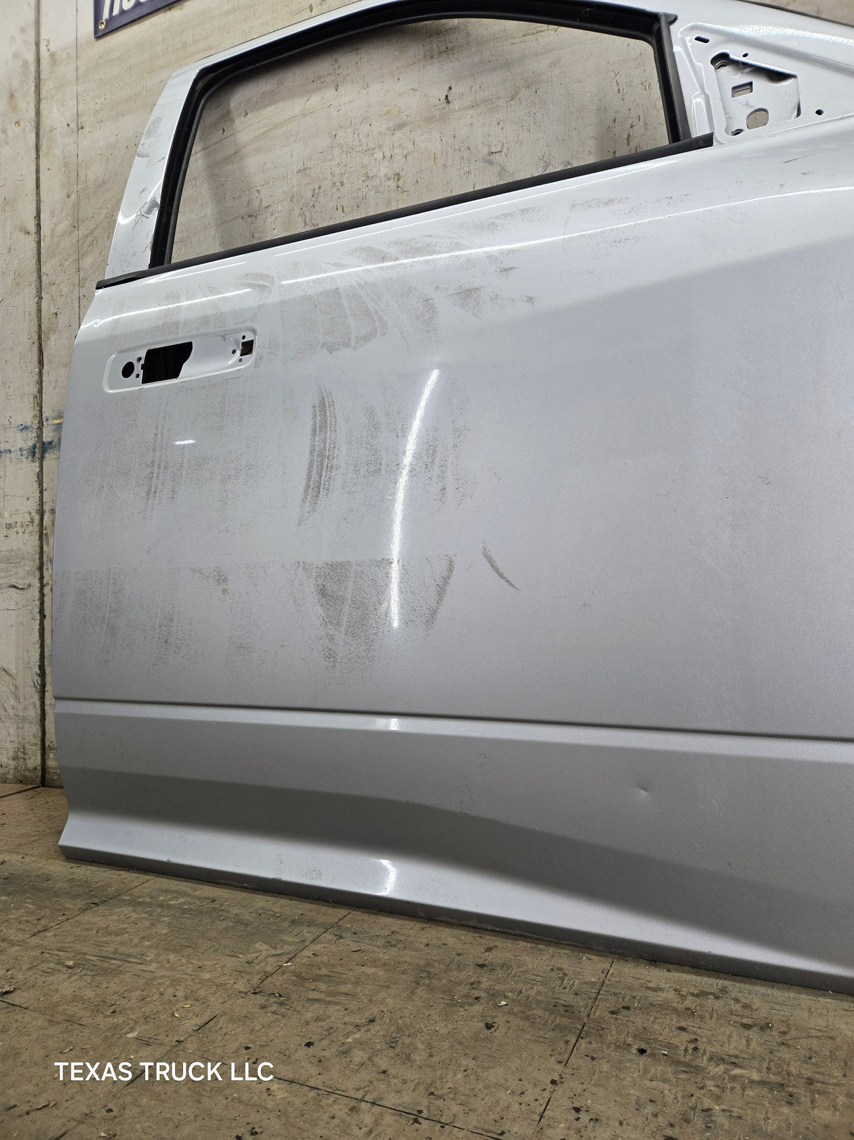 2009-2018 Dodge Ram 4th Gen Passenger Side RH Front Quad Crew Cab Door 1500 2500 3500 4500 5500