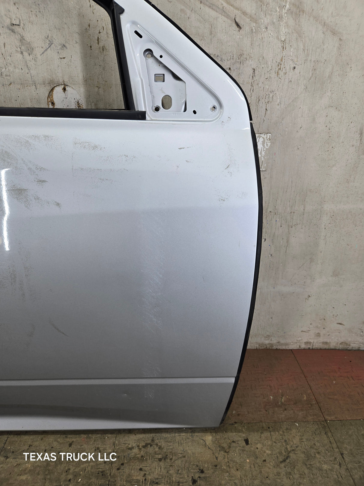 2009-2018 Dodge Ram 4th Gen Passenger Side RH Front Quad Crew Cab Door 1500 2500 3500 4500 5500