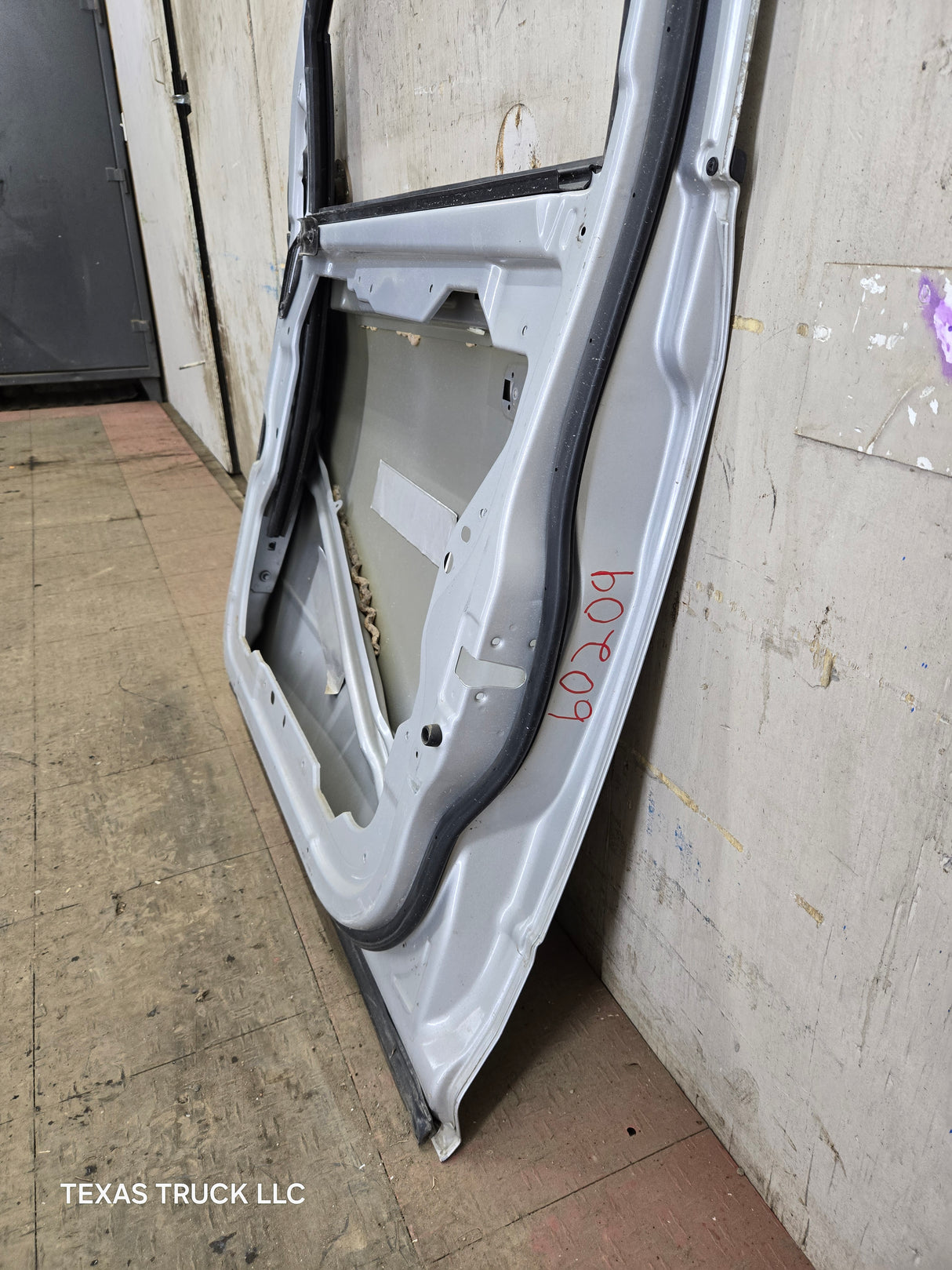2009-2018 Dodge Ram 4th Gen Passenger Side RH Front Quad Crew Cab Door 1500 2500 3500 4500 5500