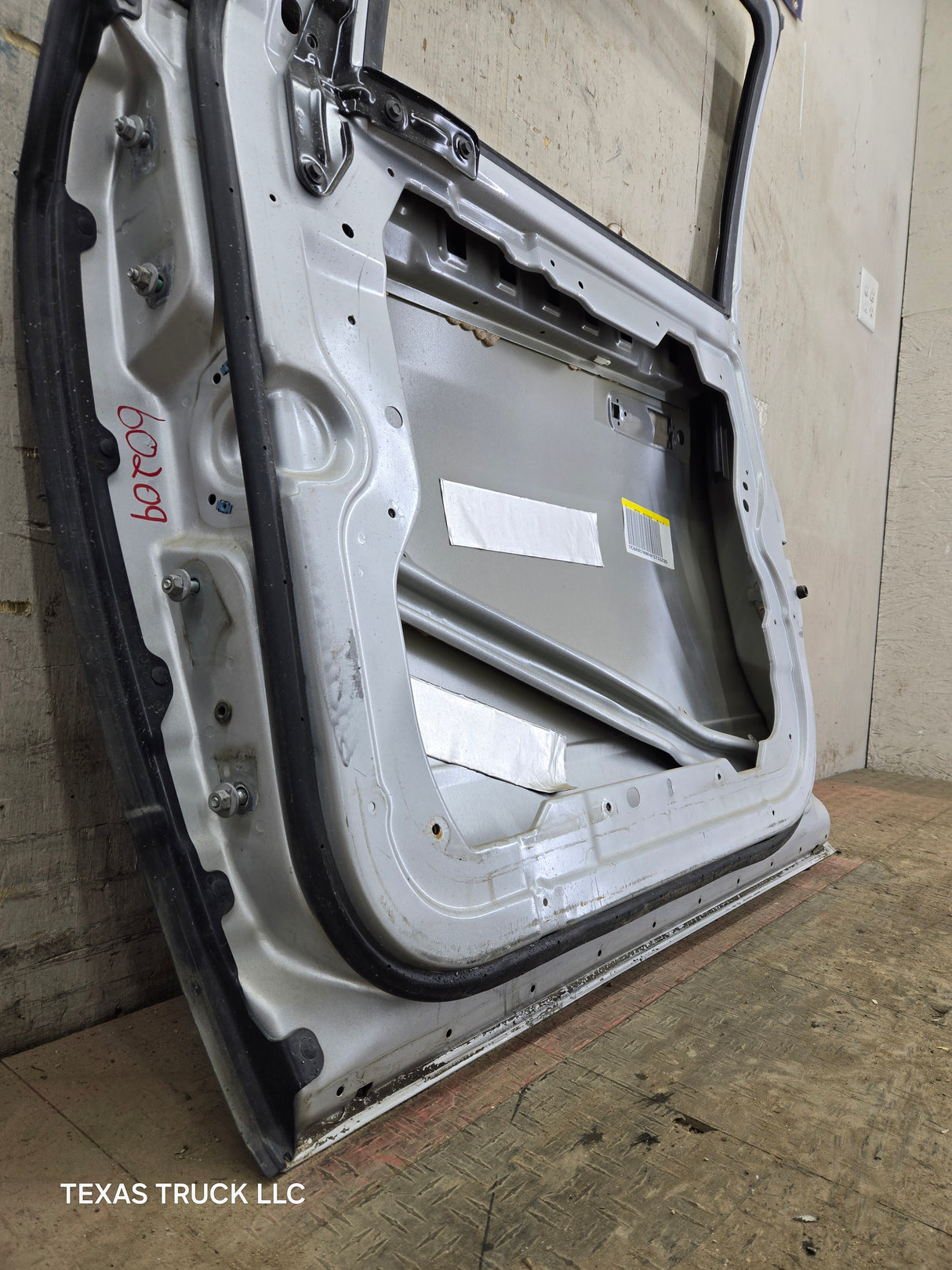 2009-2018 Dodge Ram 4th Gen Passenger Side RH Front Quad Crew Cab Door 1500 2500 3500 4500 5500