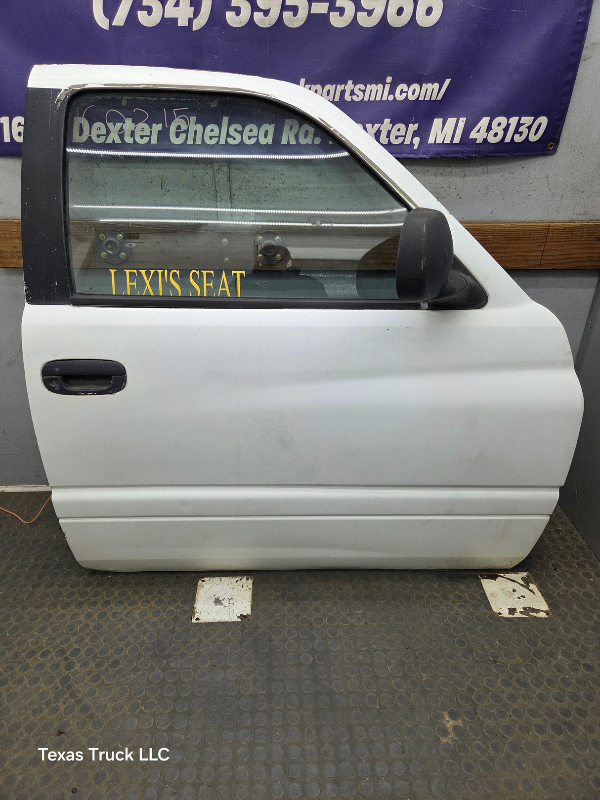 1994-2002 Dodge Ram 2nd Gen RH Passenger Side Front Door Regular Cab / 2 Door Ext Cab 1500 2500 3500 ROUND CORNER - White (Copy)