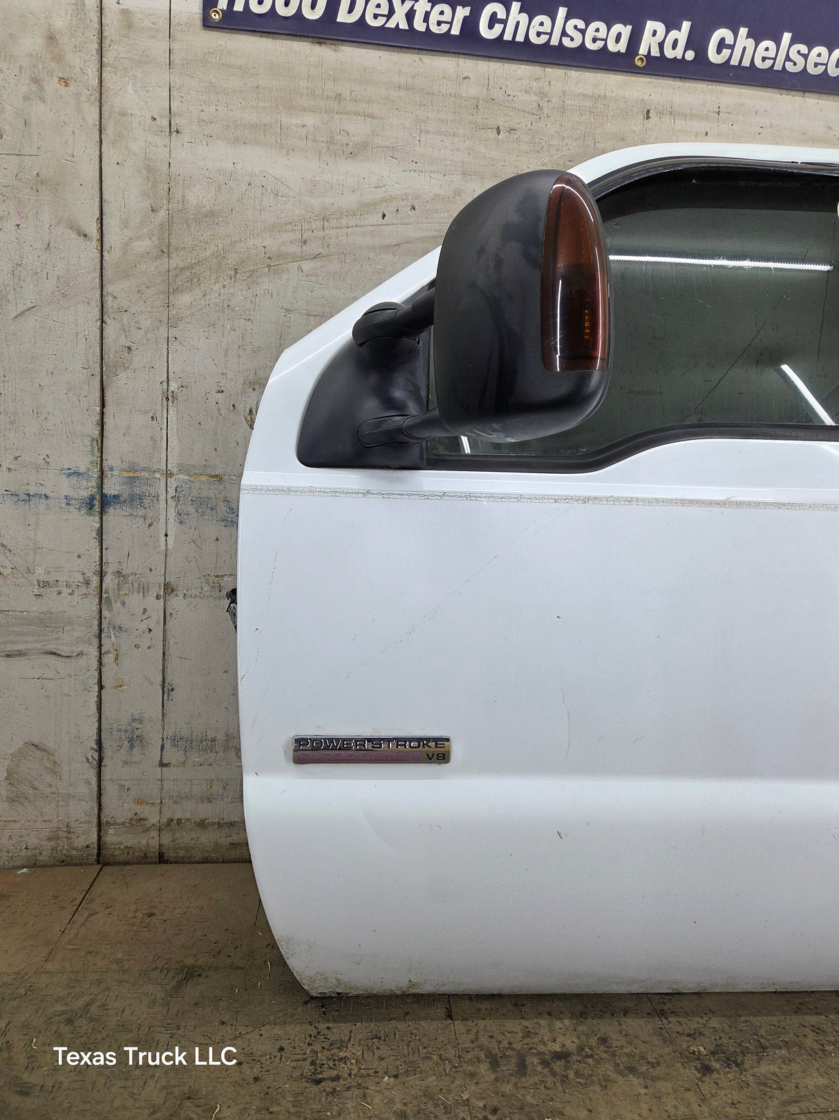 1999-2011 Ford Super Duty LH Driver Side Front Door F250 F350 F450 F550