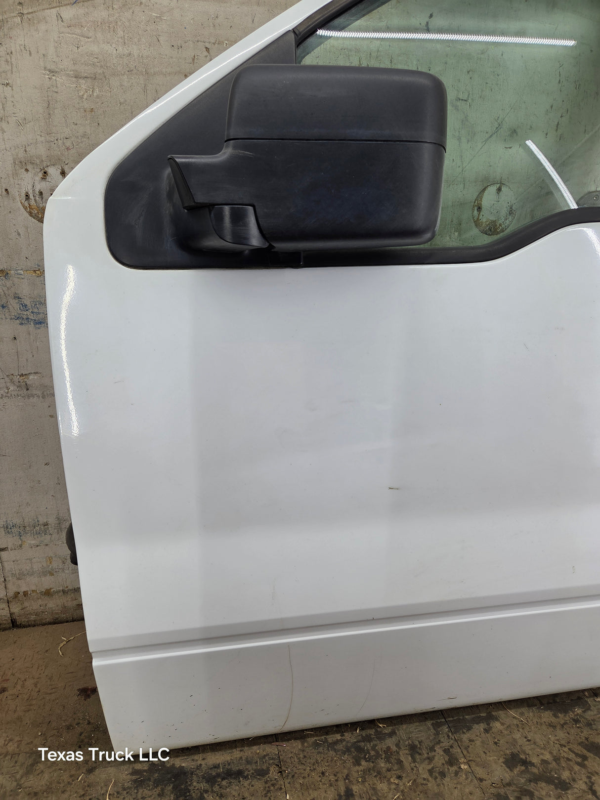 2004-2008 Ford F150 LH Driver Front Regular/Extended Cab Door