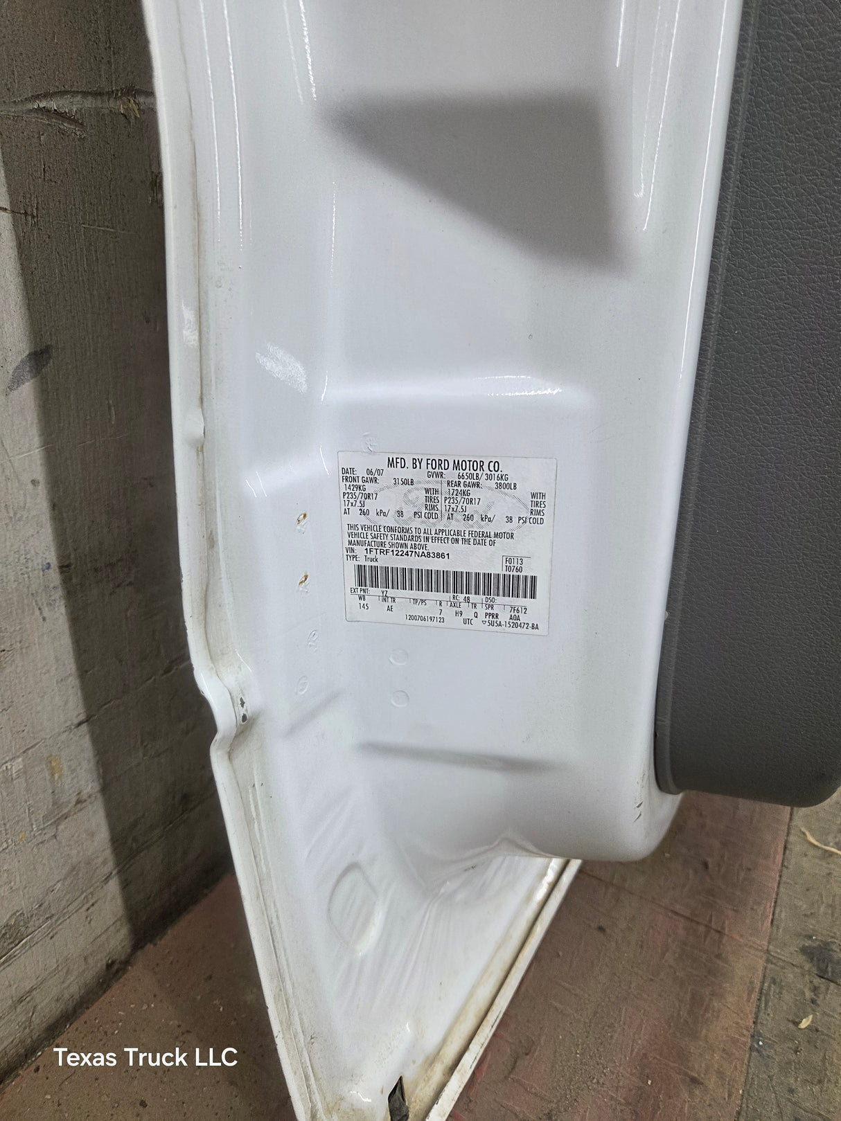 2004-2008 Ford F150 LH Driver Front Regular/Extended Cab Door