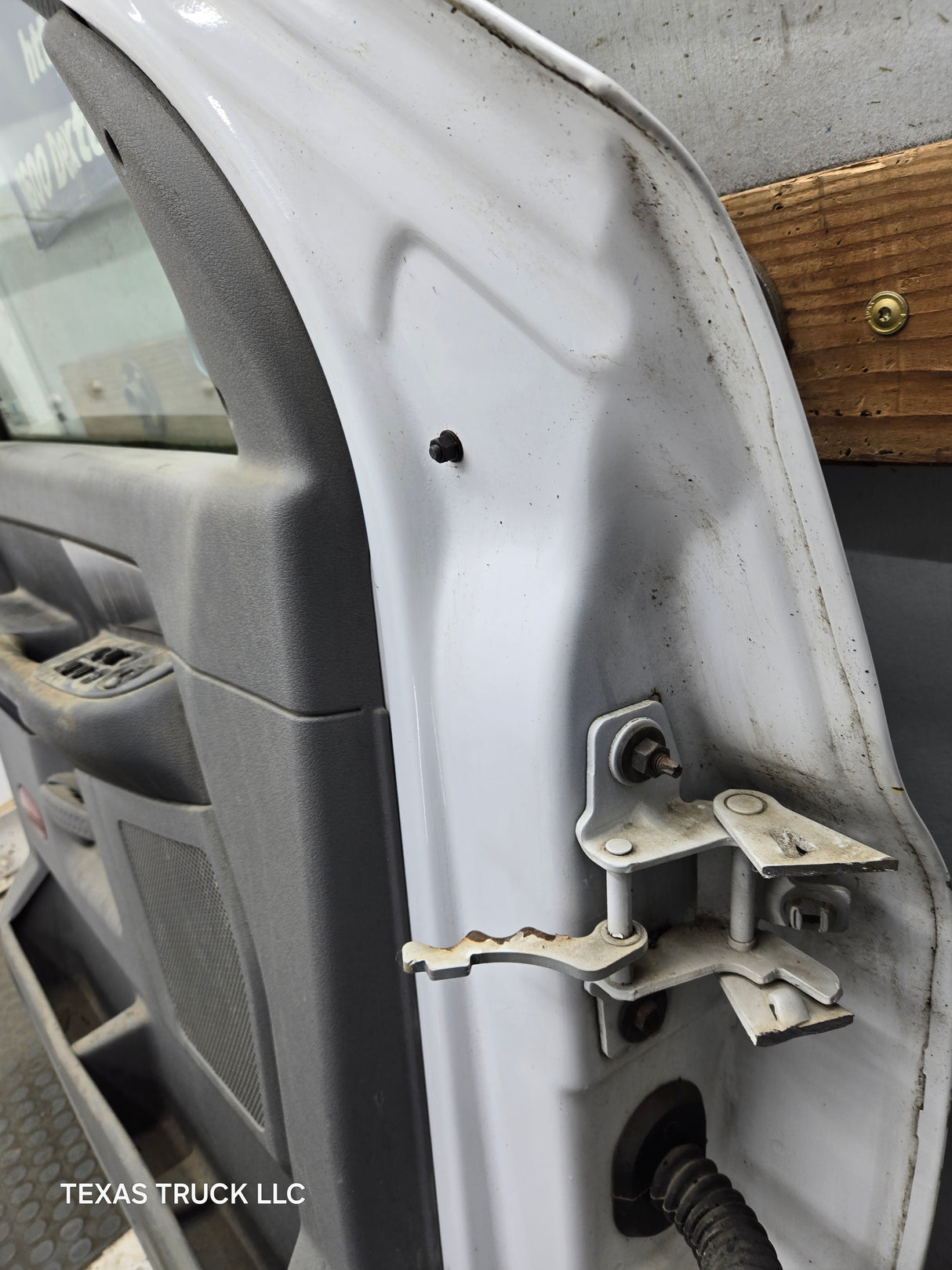 2003-2008 Dodge Ram 3rd Gen Driver Side Front Quad Cab Crew Cab Door 1500 2500 3500 4500 5500 - White