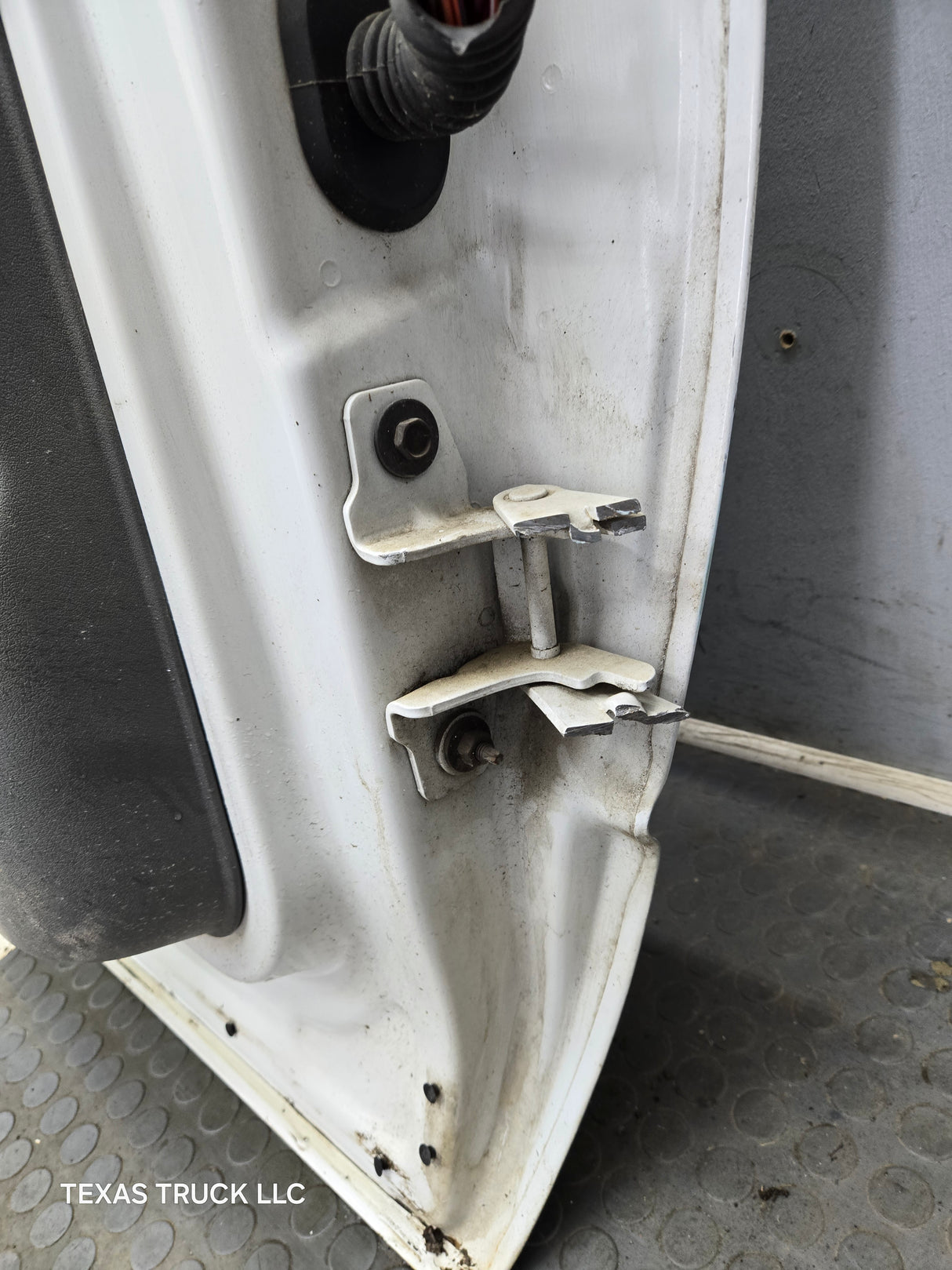 2003-2008 Dodge Ram 3rd Gen Driver Side Front Quad Cab Crew Cab Door 1500 2500 3500 4500 5500 - White