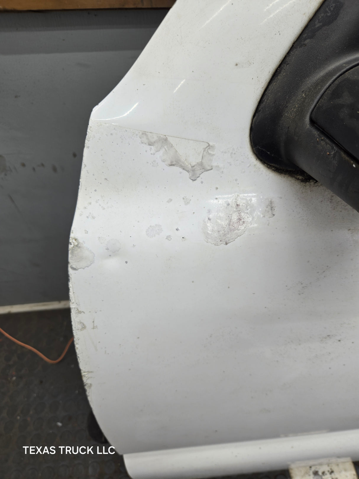 1999-2006 Chevrolet Silverado / GMC Sierra 1500 2500 3500 HD Front Driver Side Door LH