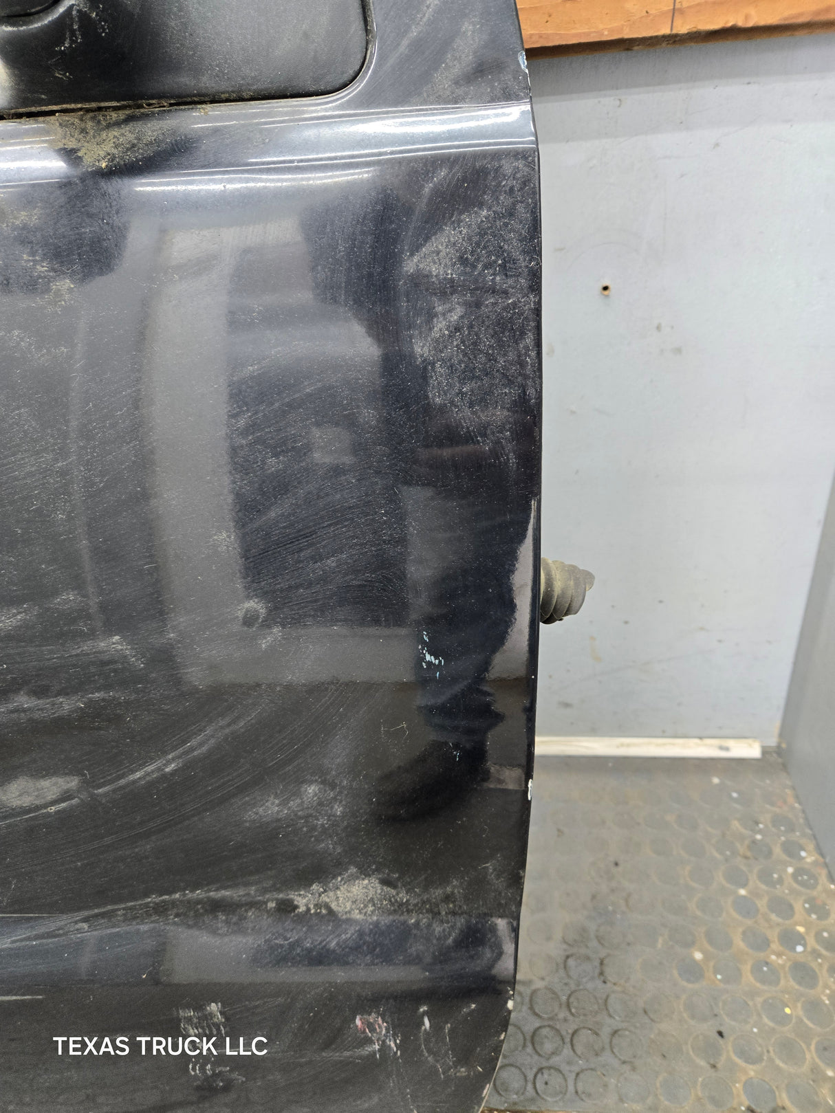 1999-2011 Ford Super Duty / Excursion Front Passenger RH Door F250 F350 F450 F550 - Black