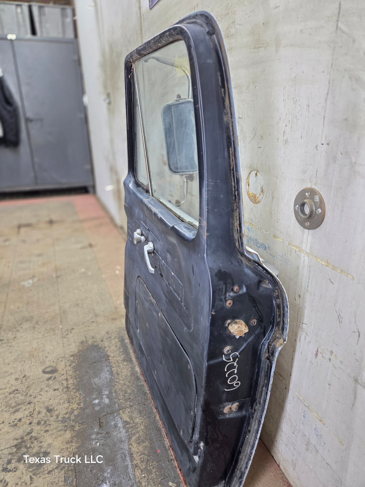 1961-1966 Ford F100 F250 RH Passenger Side Front Door