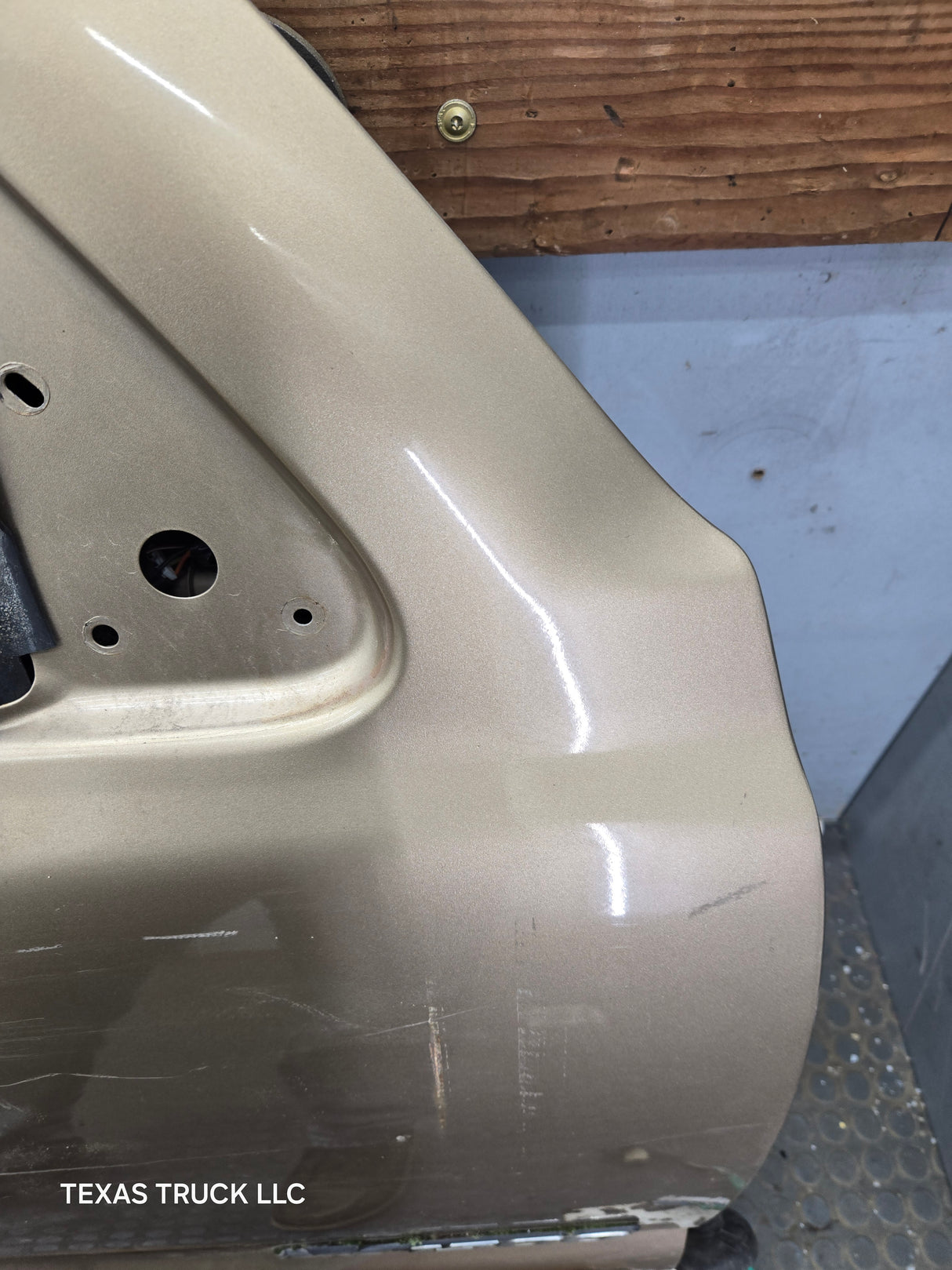 1999-2006 Chevrolet Silverado / GMC Sierra 1500 2500 3500 HD Front Passenger side Door RH