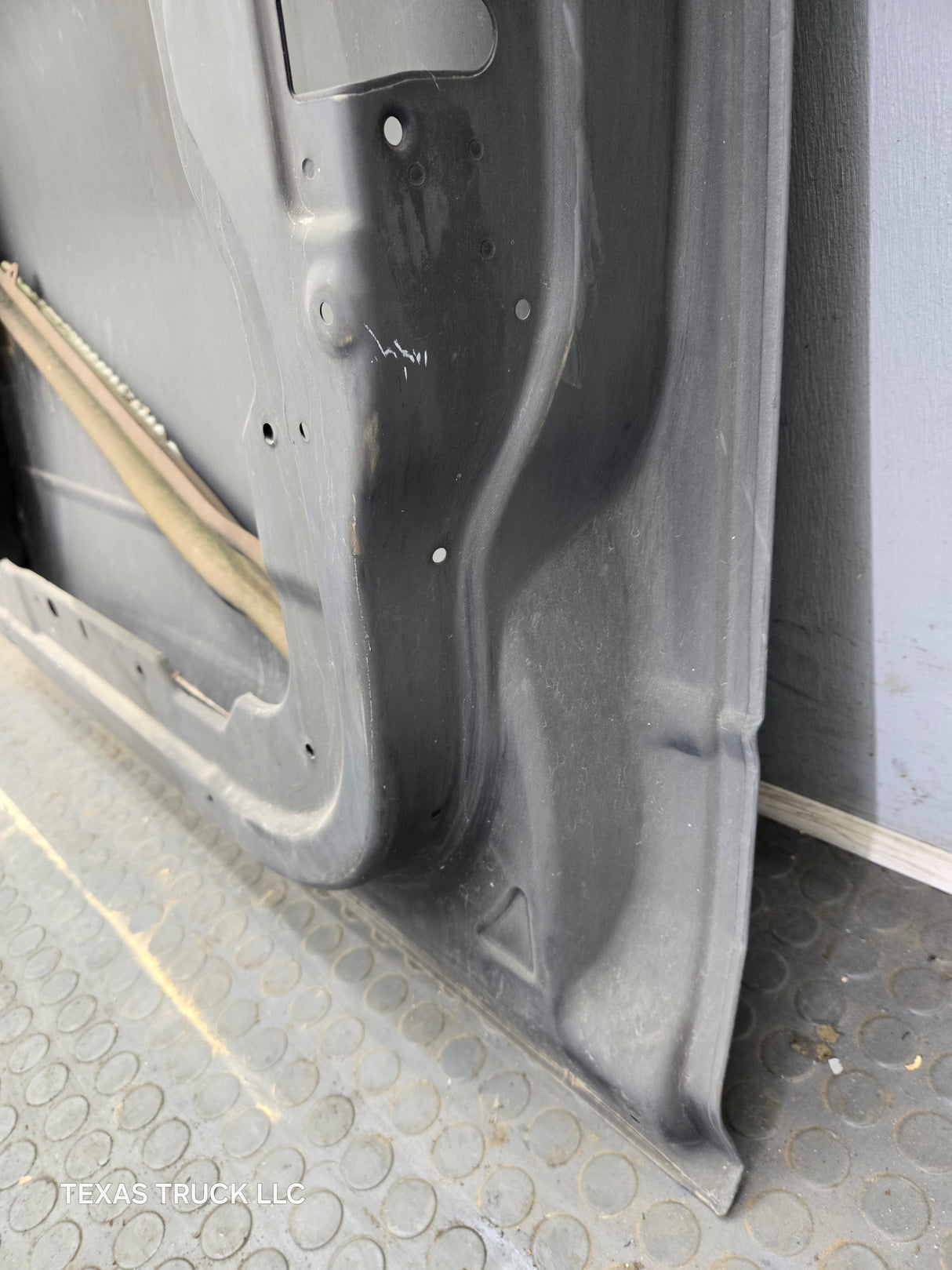 2009-2018 Dodge Ram 4th Gen Passenger Side RH Front Quad Crew Cab Door 1500 2500 3500 4500 5500