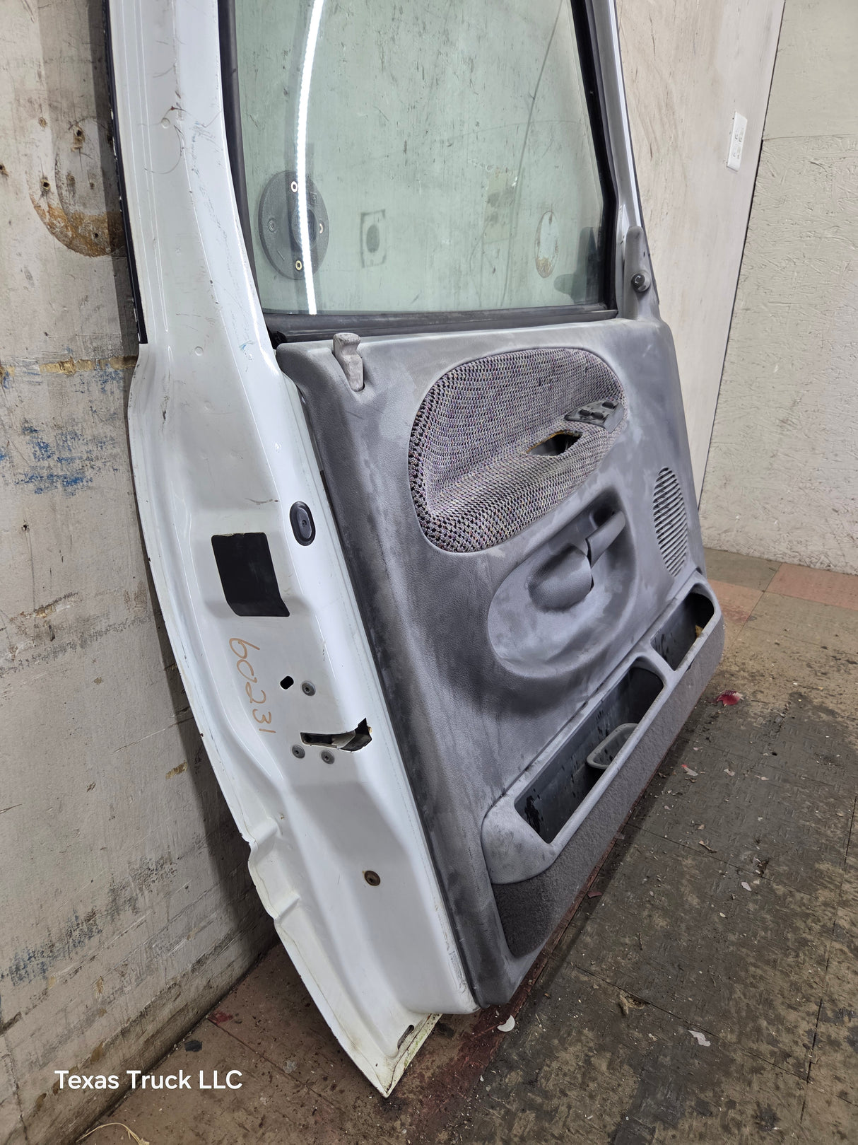 1994-2002 Dodge Ram 2nd Gen LH Driver Side Front Door Regular Cab / 2 Door Ext Cab 1500 2500 3500 ROUND CORNER